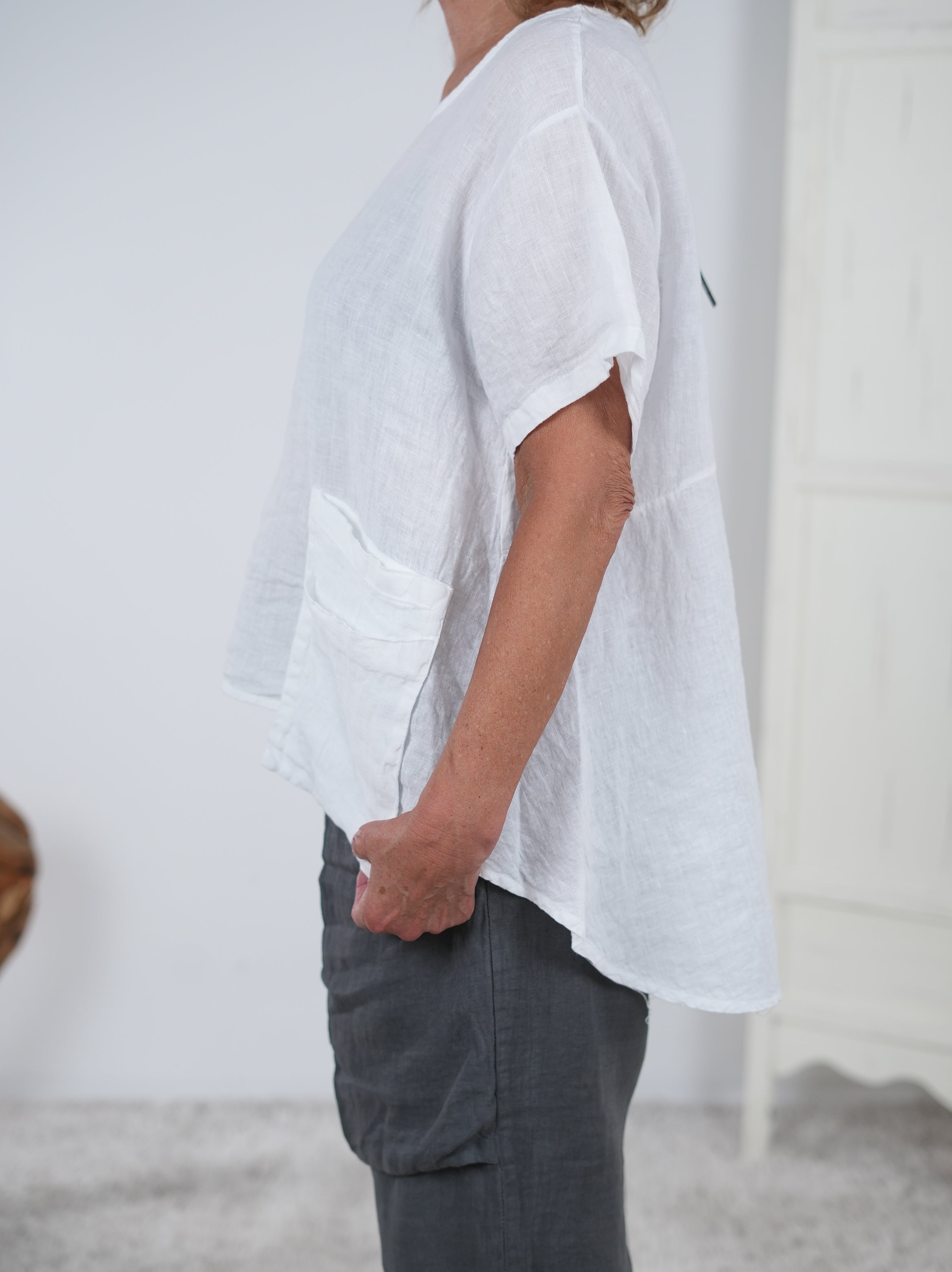 Leinen Bluse mit aufgesetzten Taschen