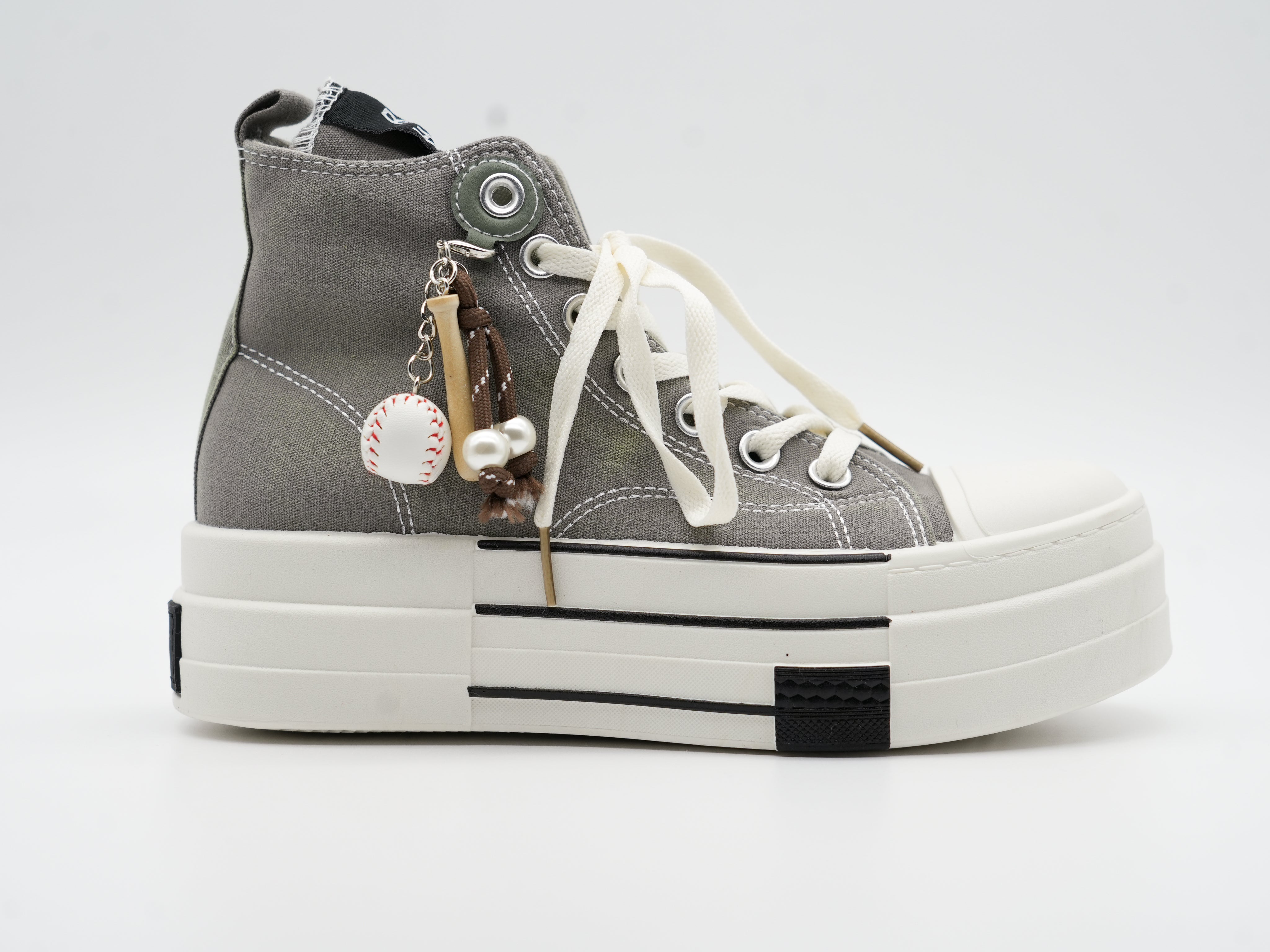 Sneaker ~base~