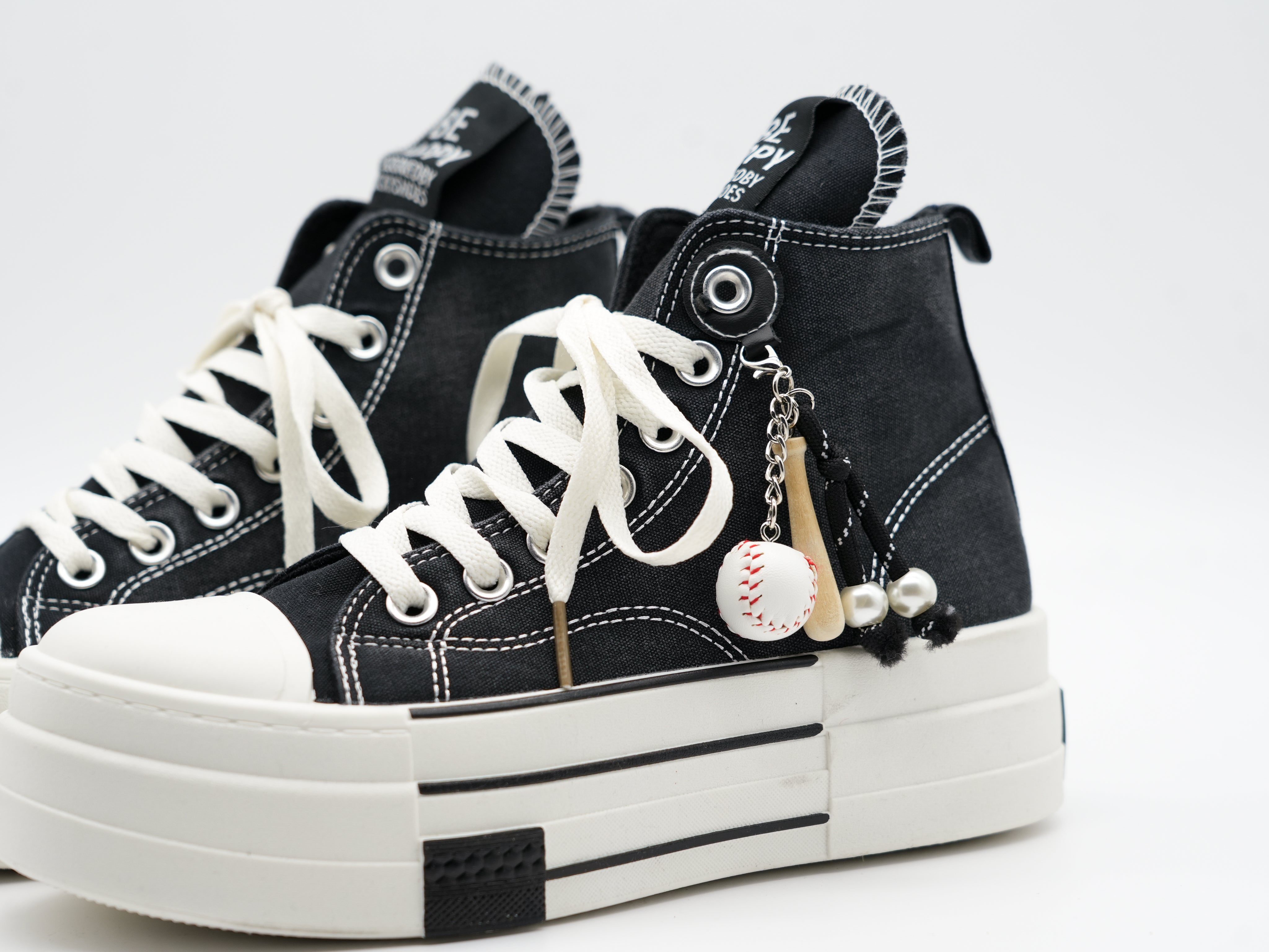 Sneaker ~base~