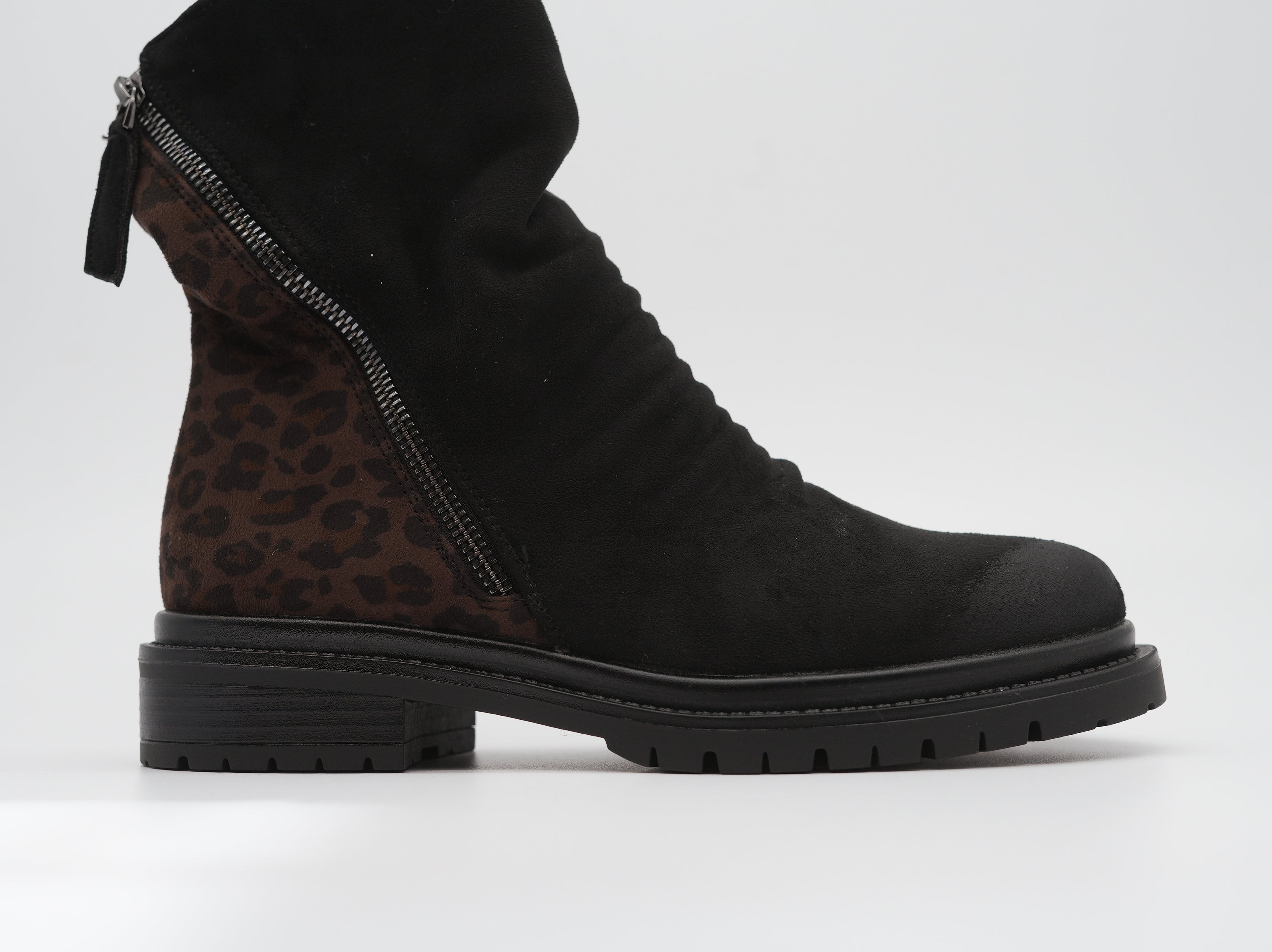 Ankle Boots mit seitlichem Reißverschluss