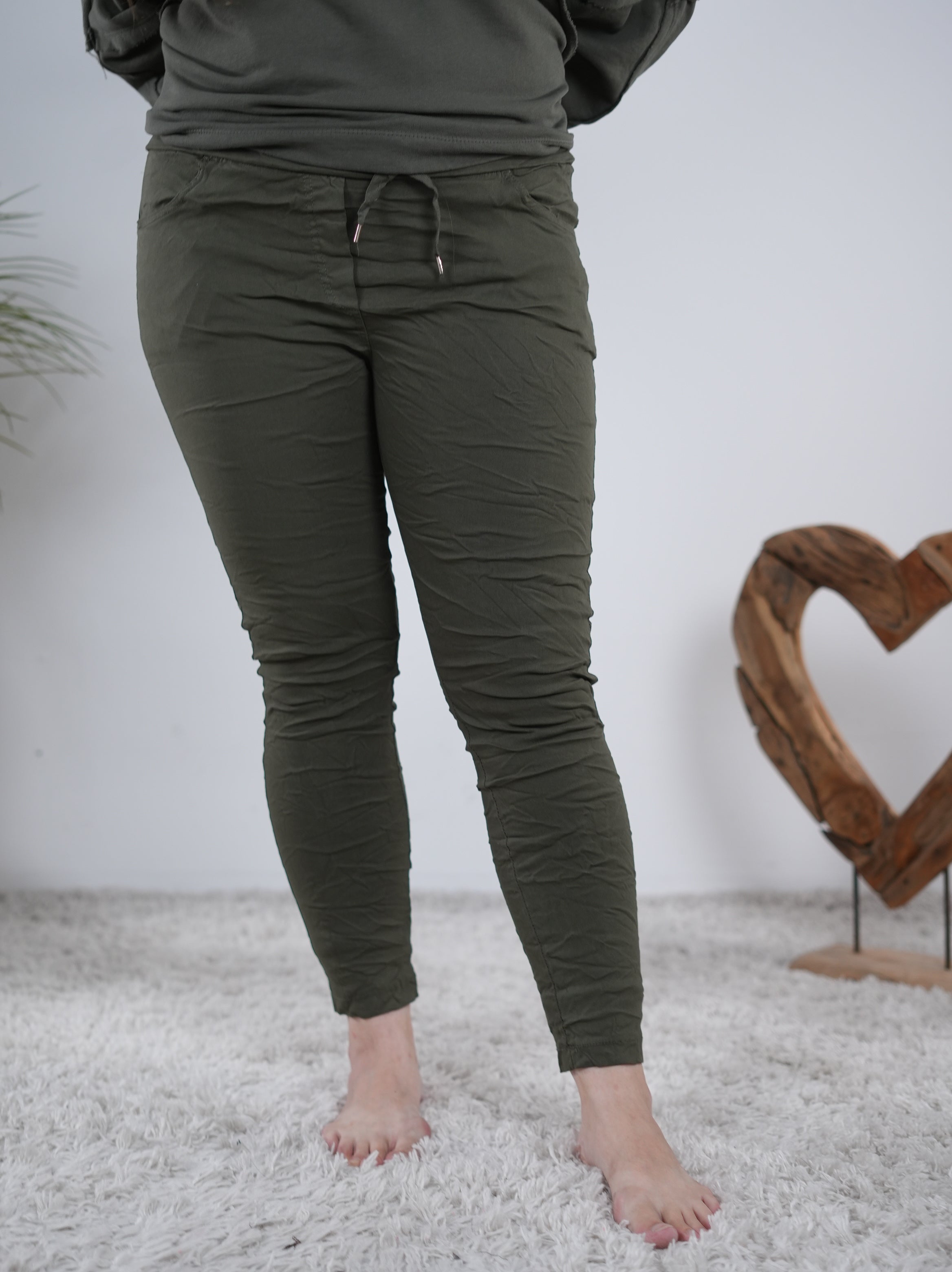 Basic Jogpant, unifarben Olive