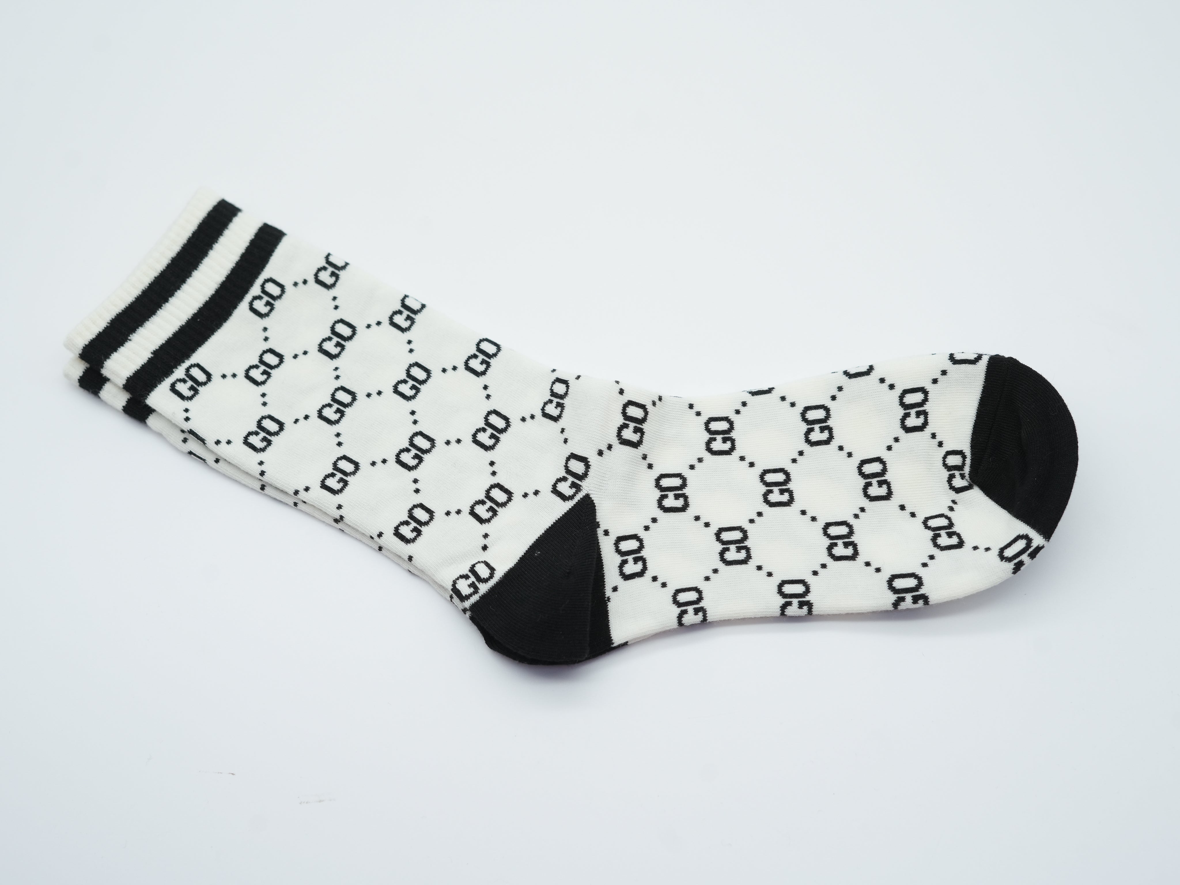 Weiche Socken in schwarz-weiß