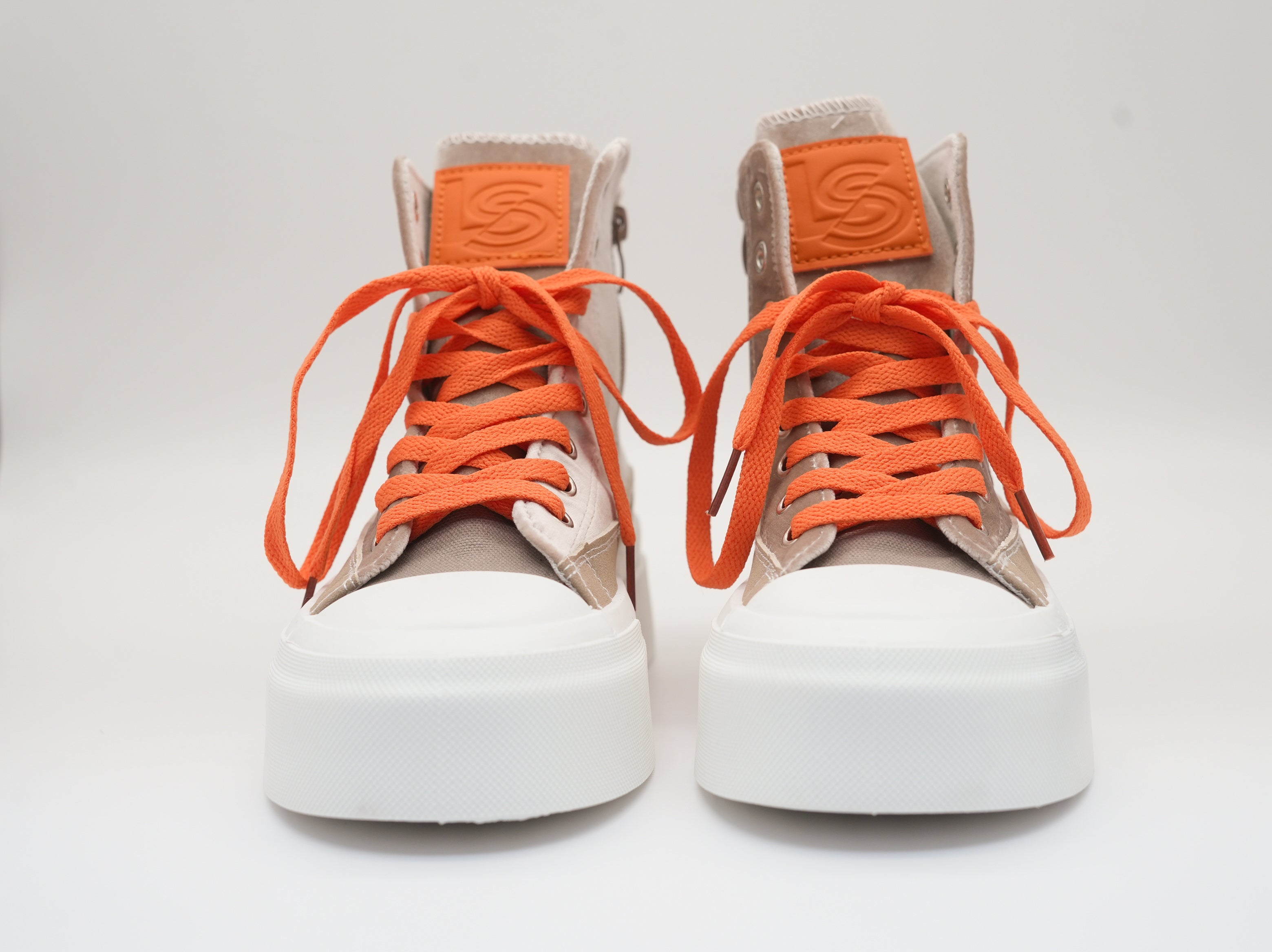 High Sneaker mit Paillettenmuster