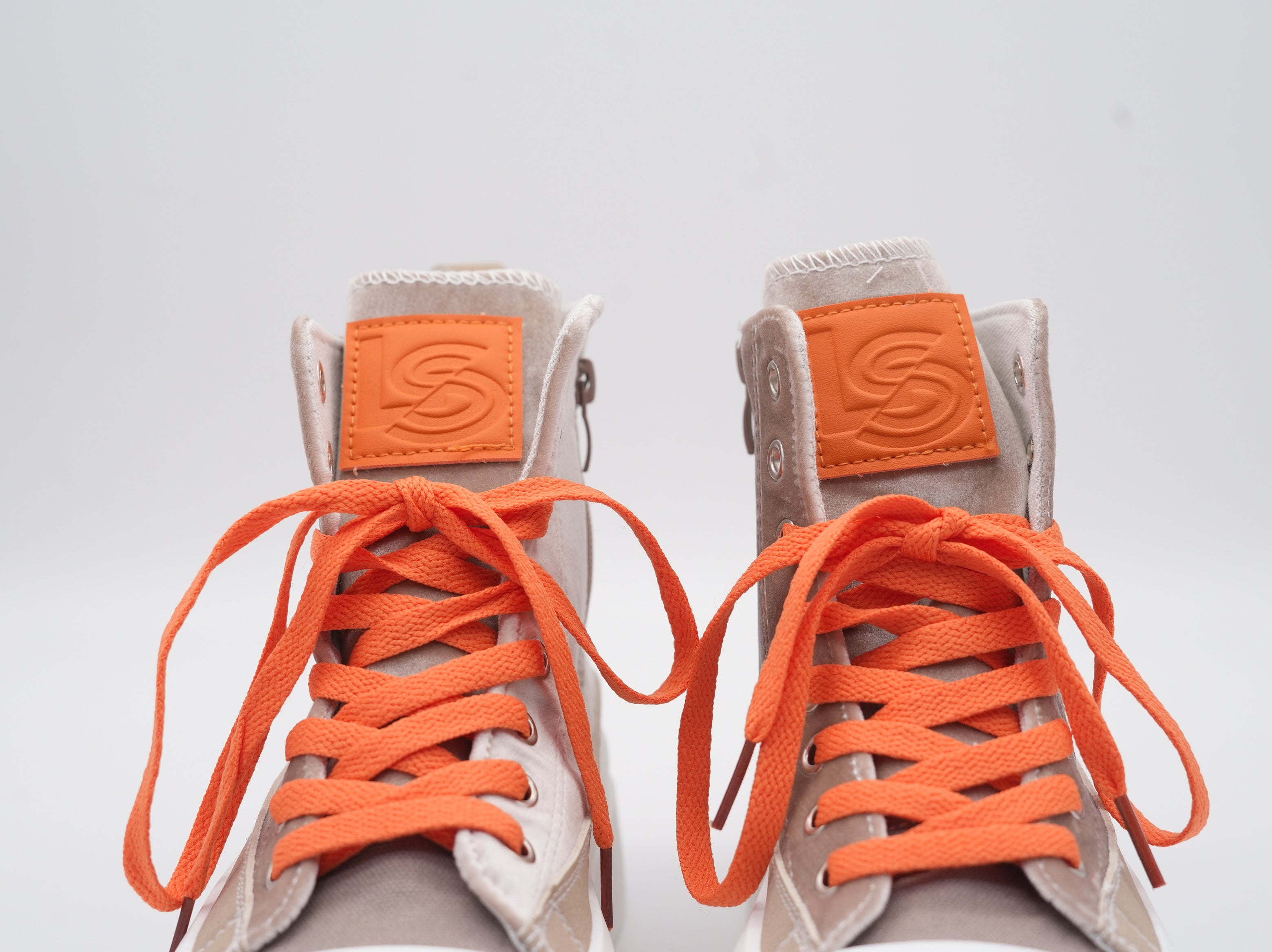 High Sneaker mit Paillettenmuster