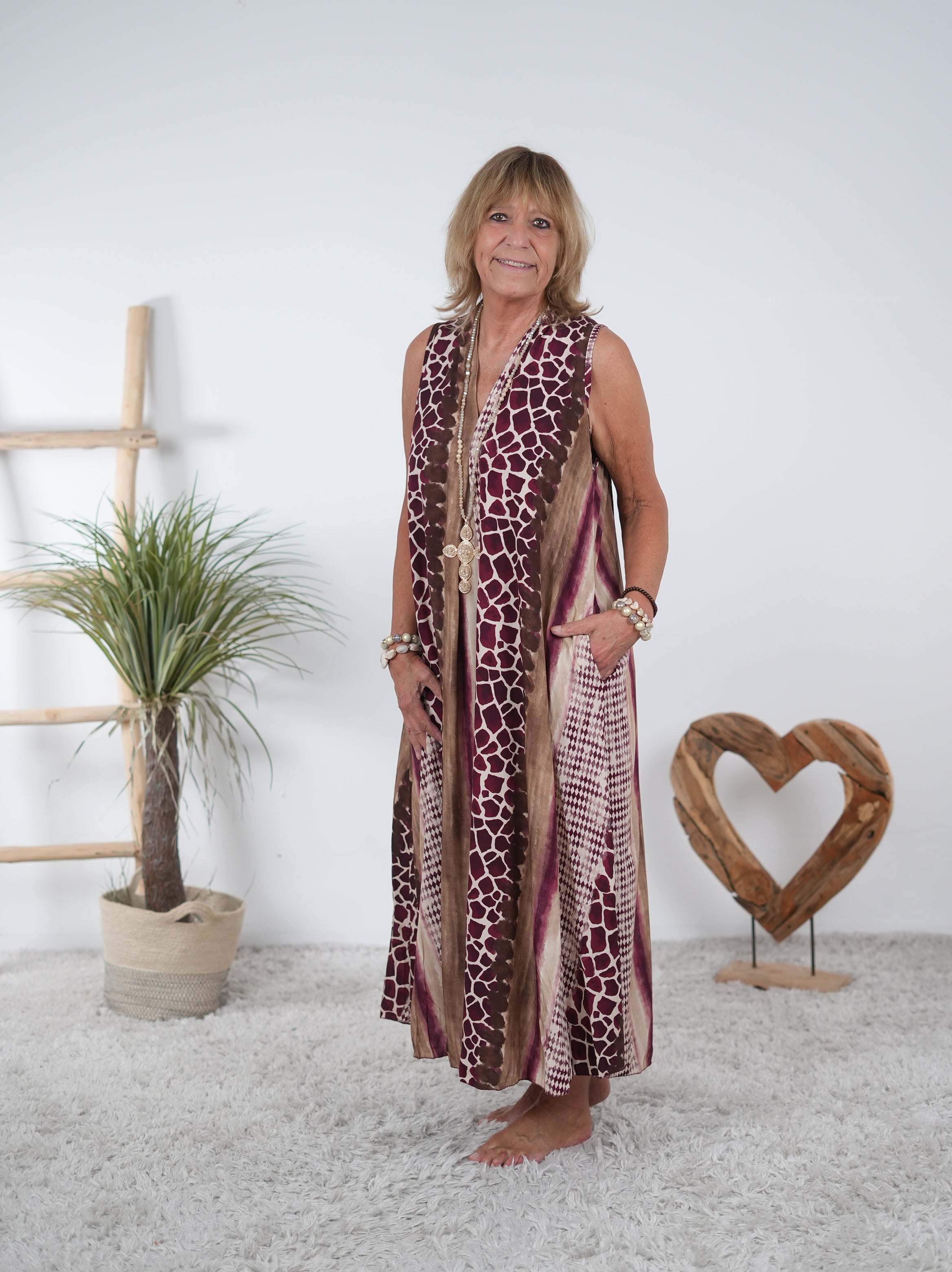 Leichtes Kleid im Mustermix