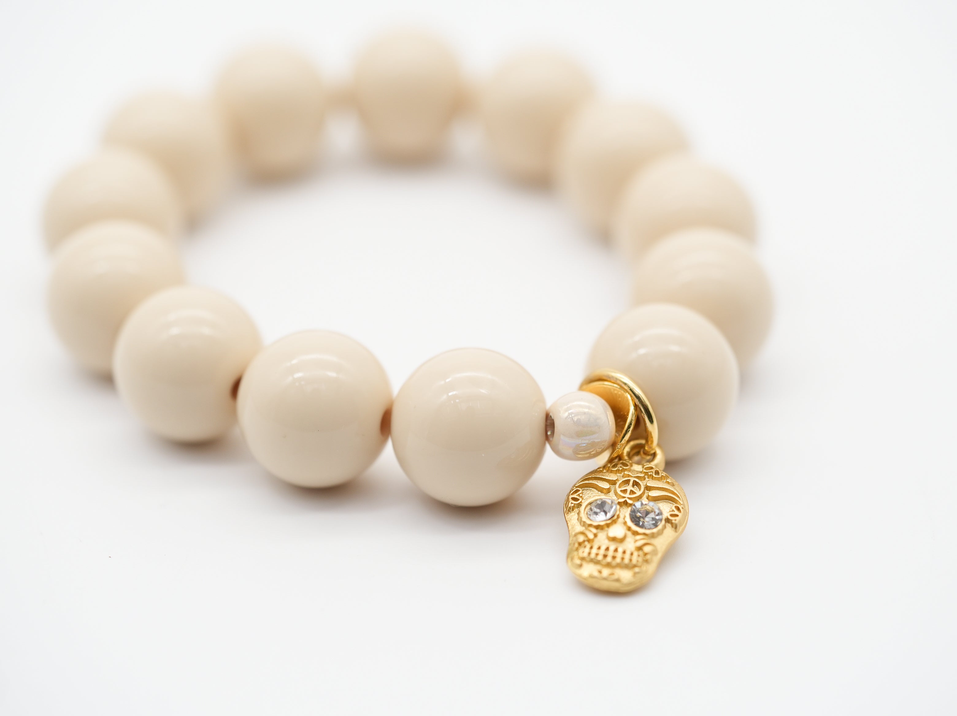 SchauTime Armband, Keramikperlen mit Skull Amulett Gold