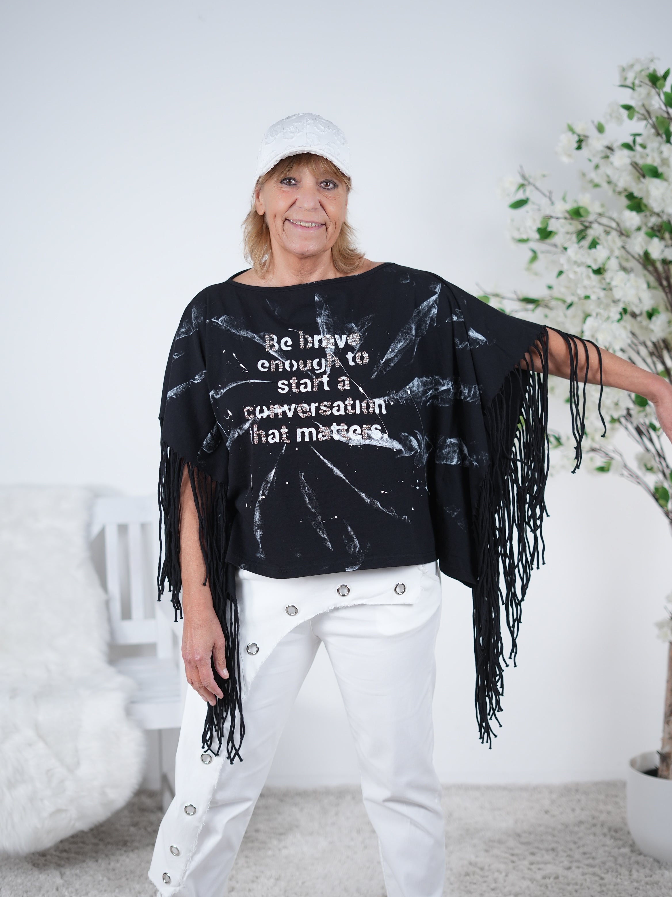ausgefallener Poncho mit Fransen
