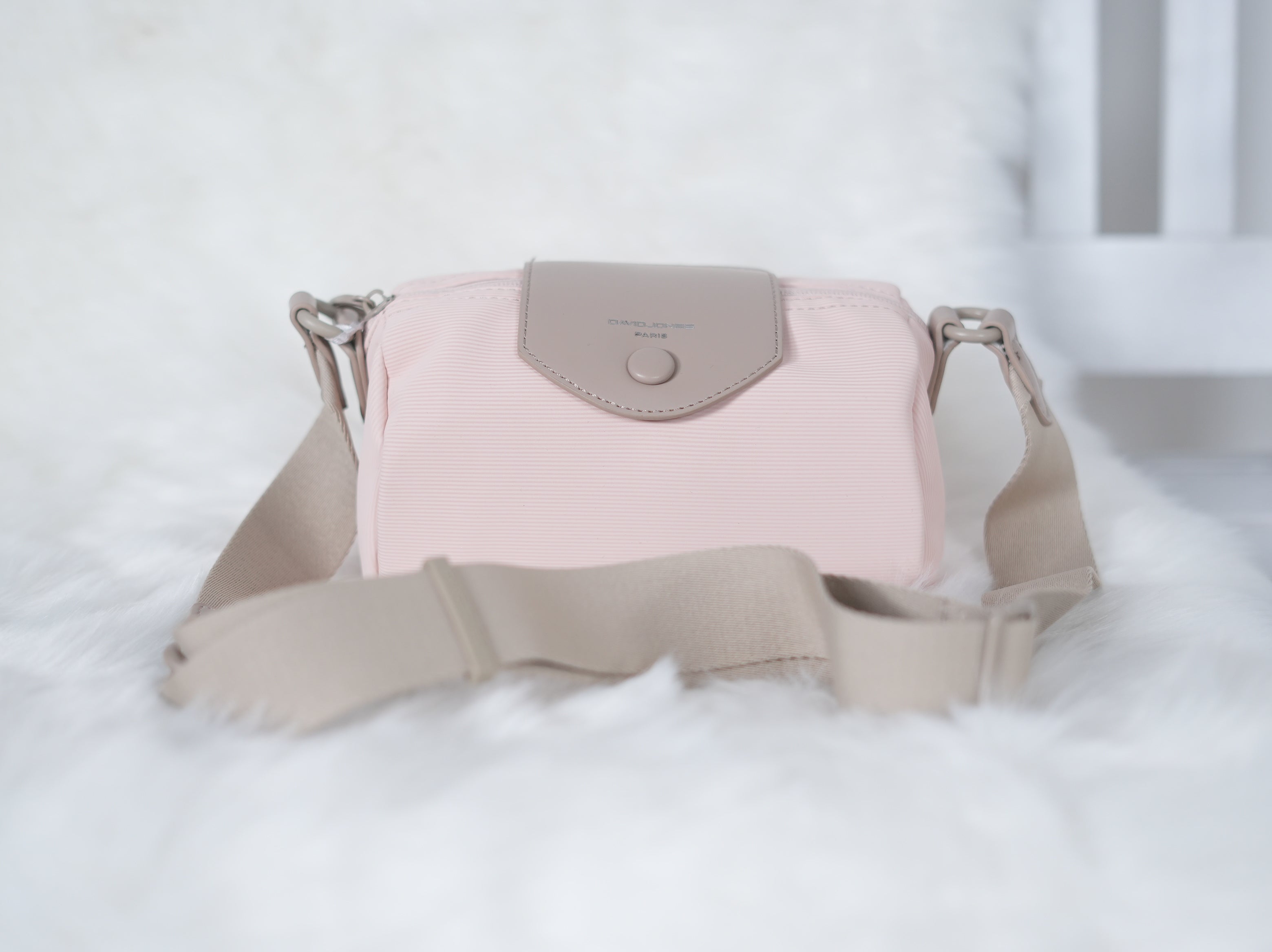 Crossbag von David Jones Rosa