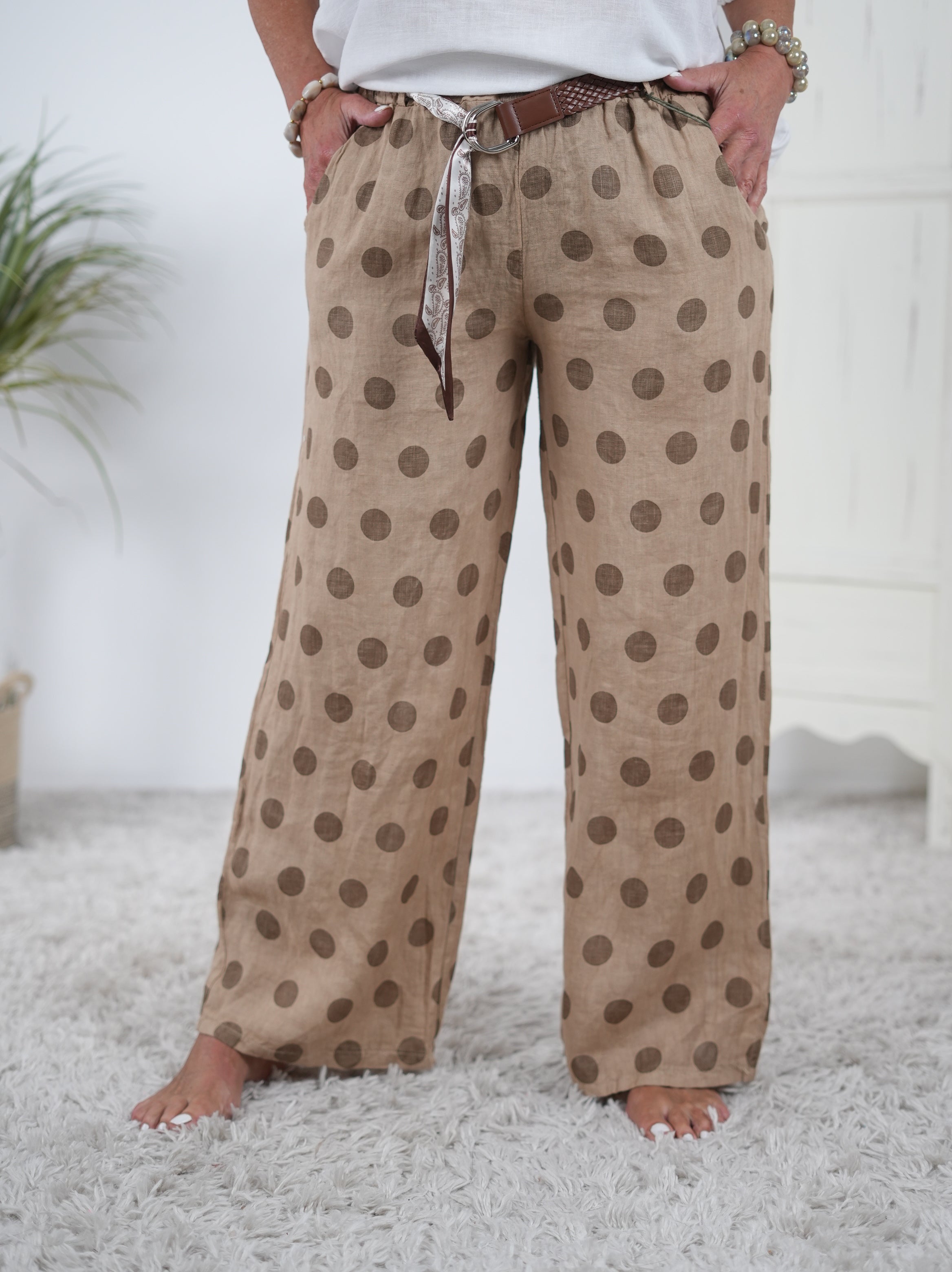gerade geschnittene Marlene Hose, Dot design Camel