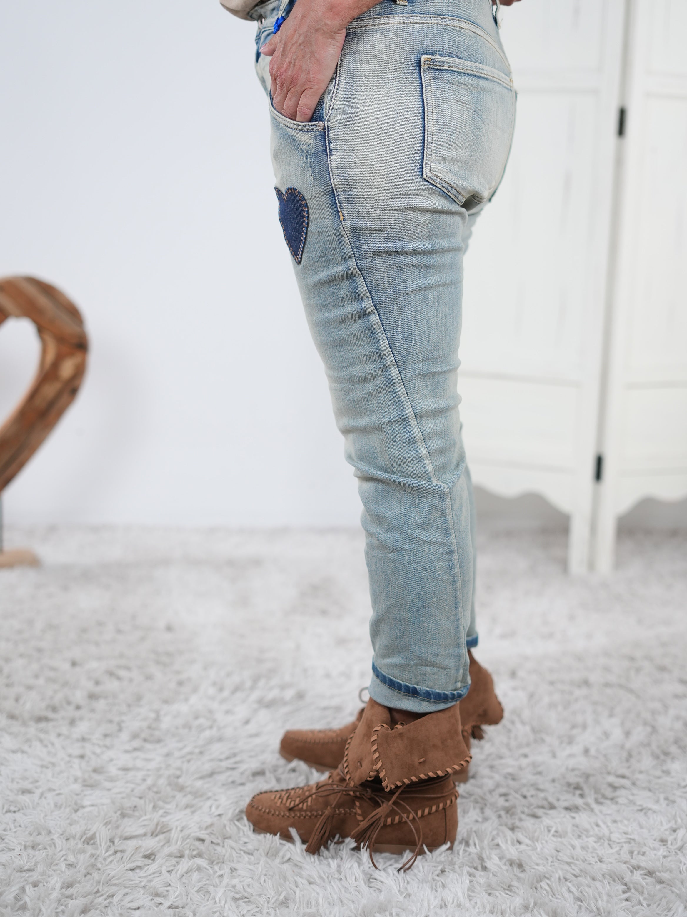 Jeans mit süßem Patch