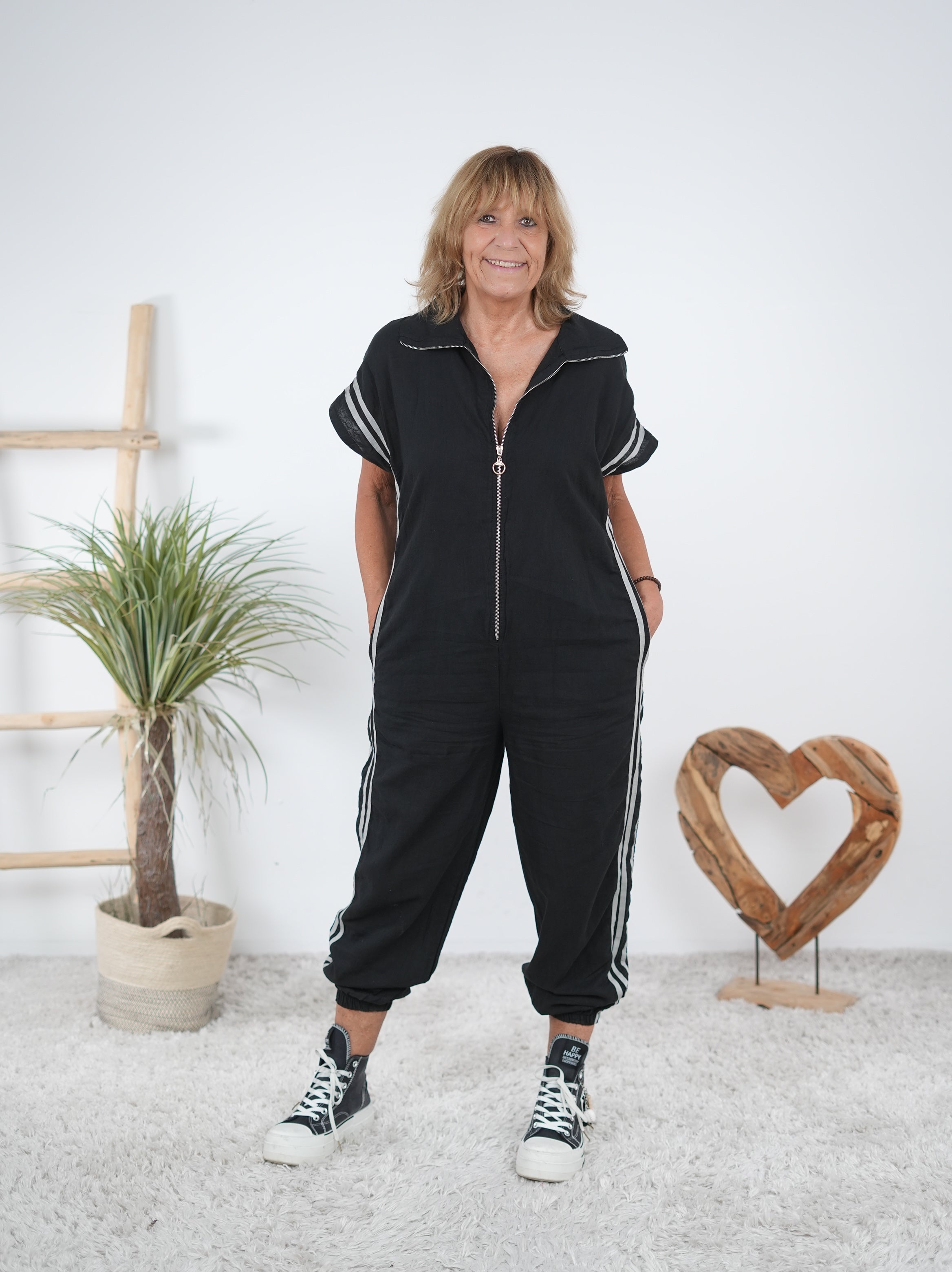 Lässiger Jumper im Materialmix mit seitlichen Streifen