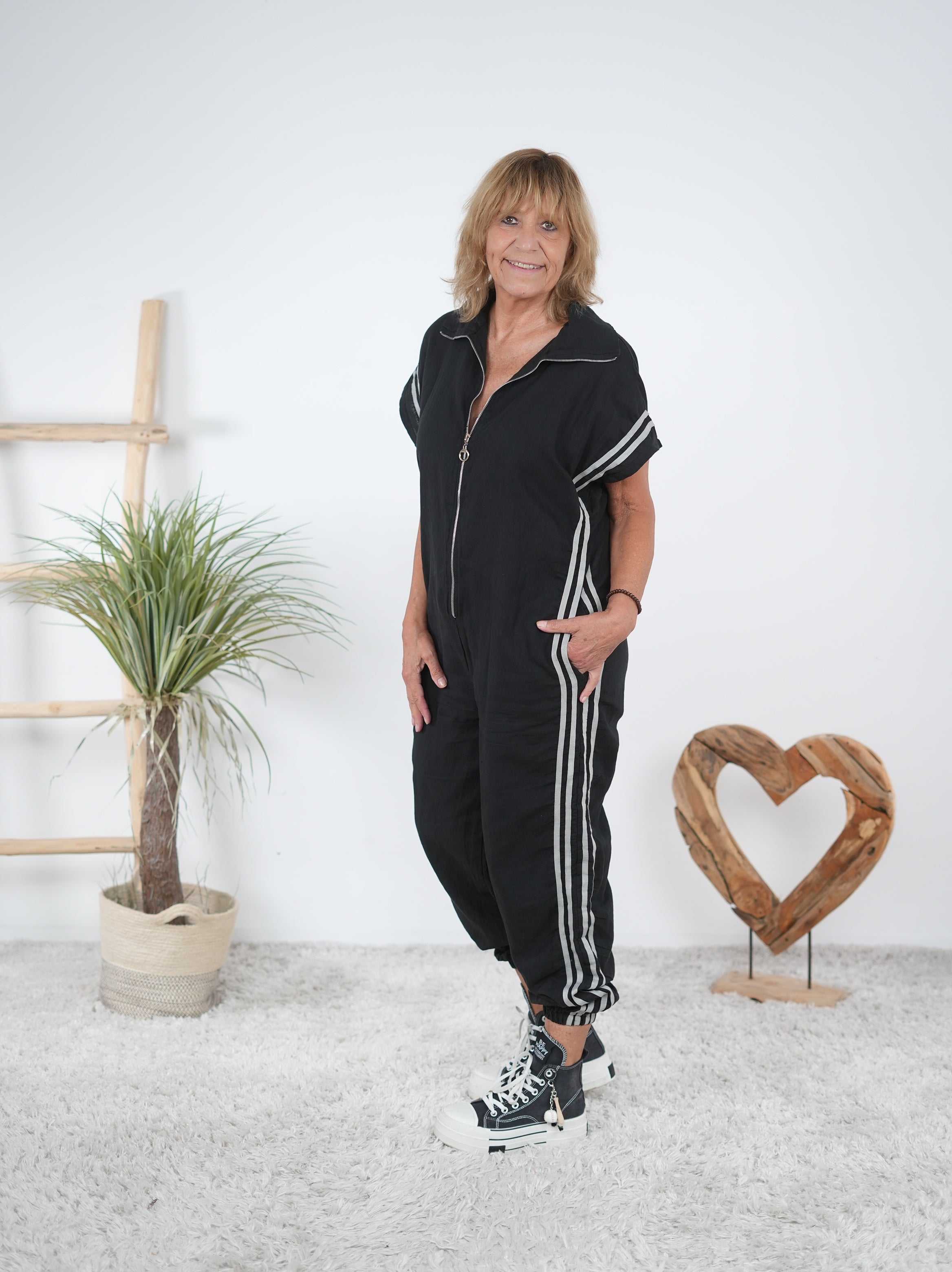 Lässiger Jumper im Materialmix mit seitlichen Streifen
