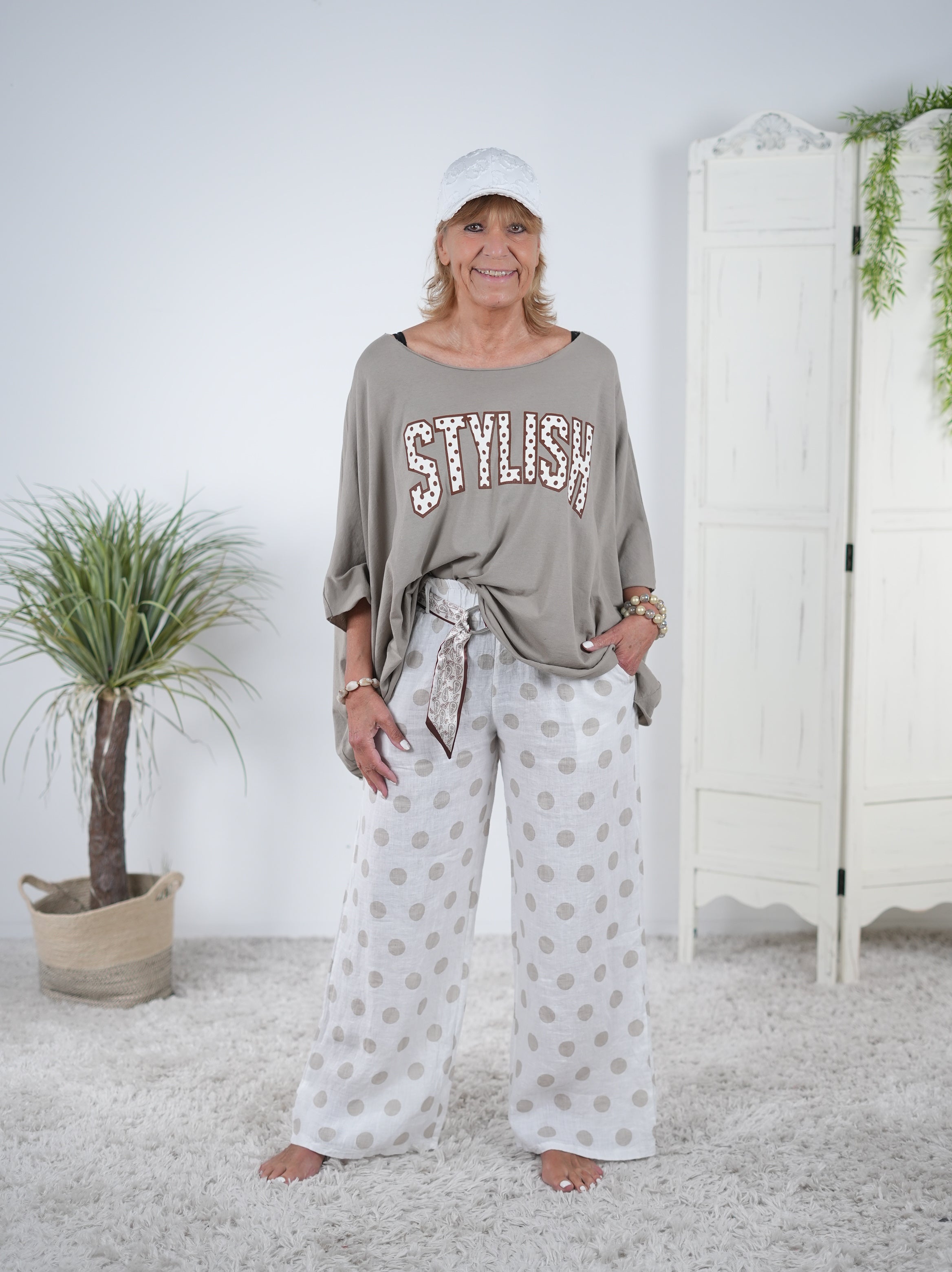 leichter oversize Poncho mit Schriftzug