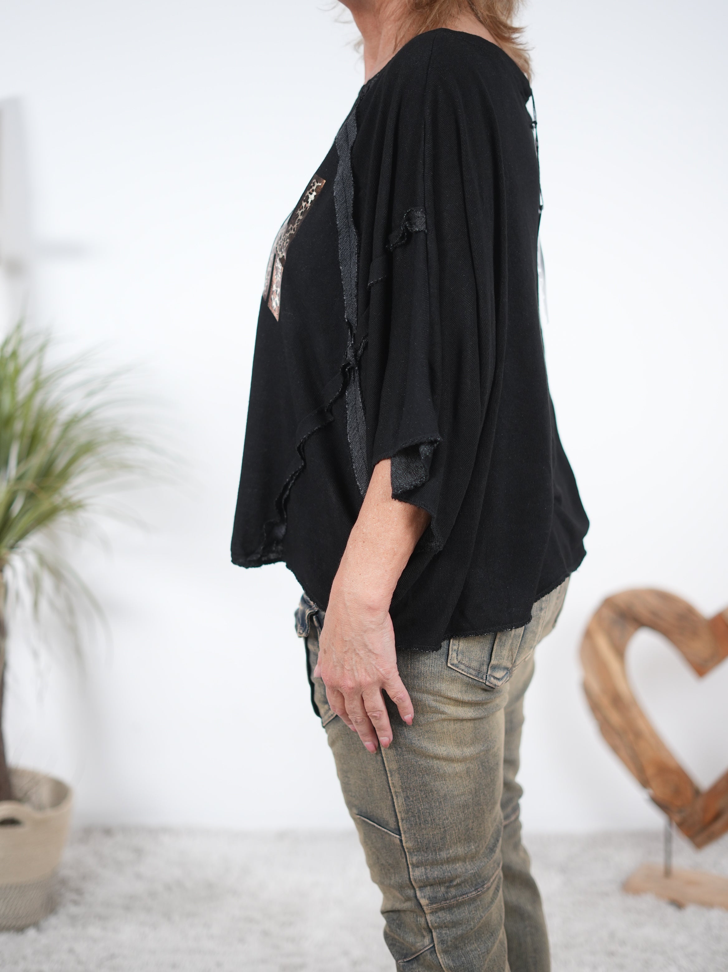 leichtes Poncho Shirt mit Schriftzug