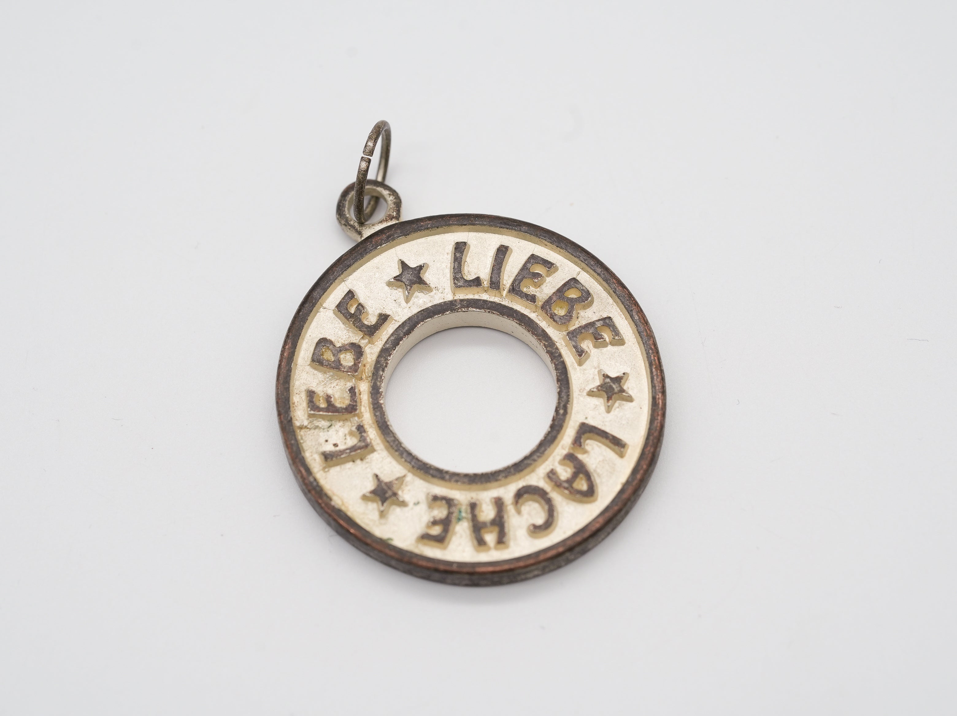 SchauTime Amulett L, Sahara Lebe Liebe Lache