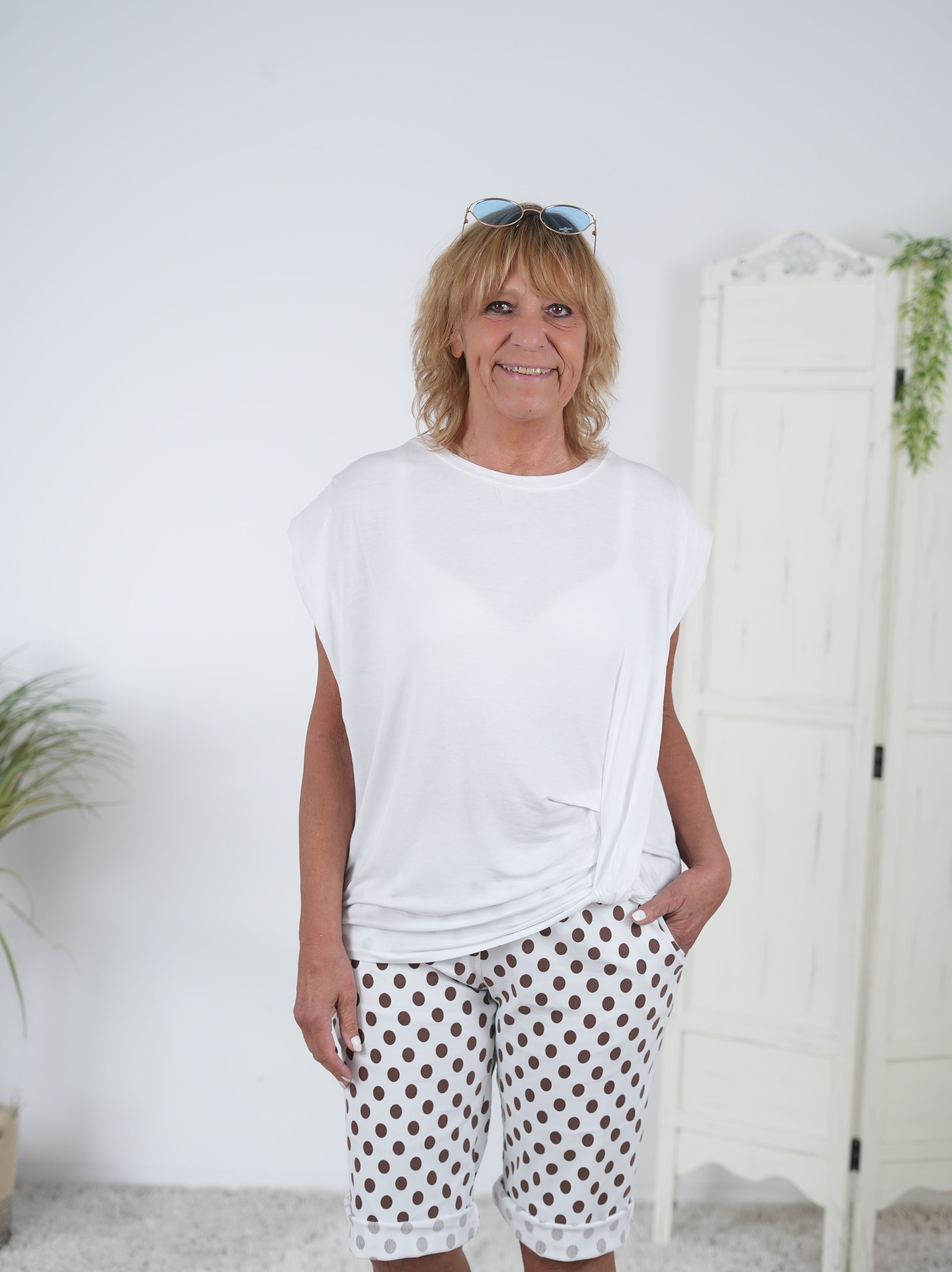 sportliches Shirt mit Schulterpolster Weiß