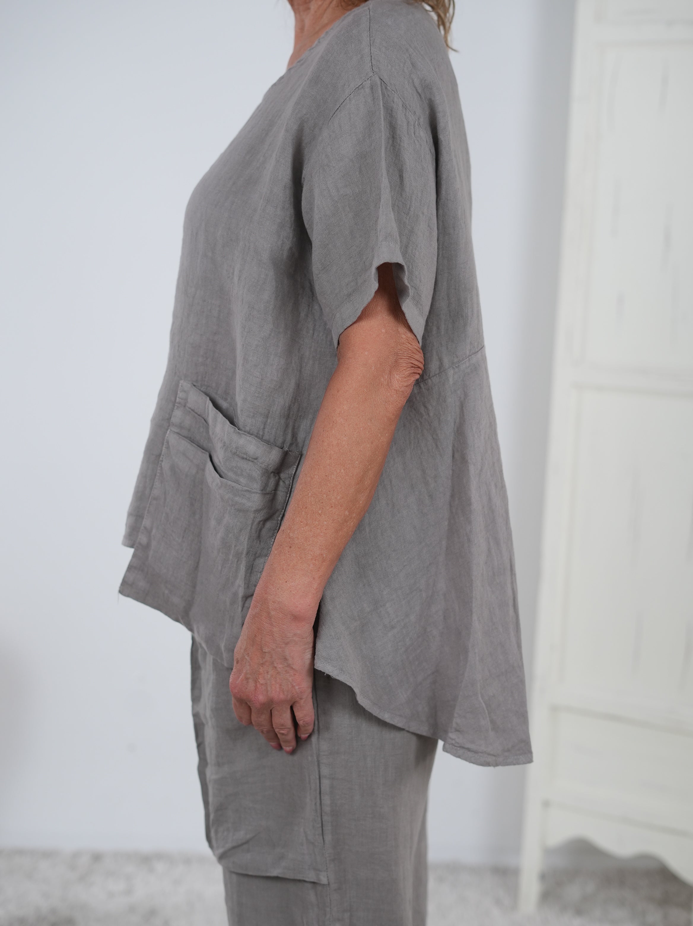 Leinen Bluse mit aufgesetzten Taschen
