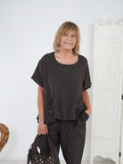 Leinen Bluse mit aufgesetzten Taschen Schoko