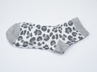 Socken im Leo Design
