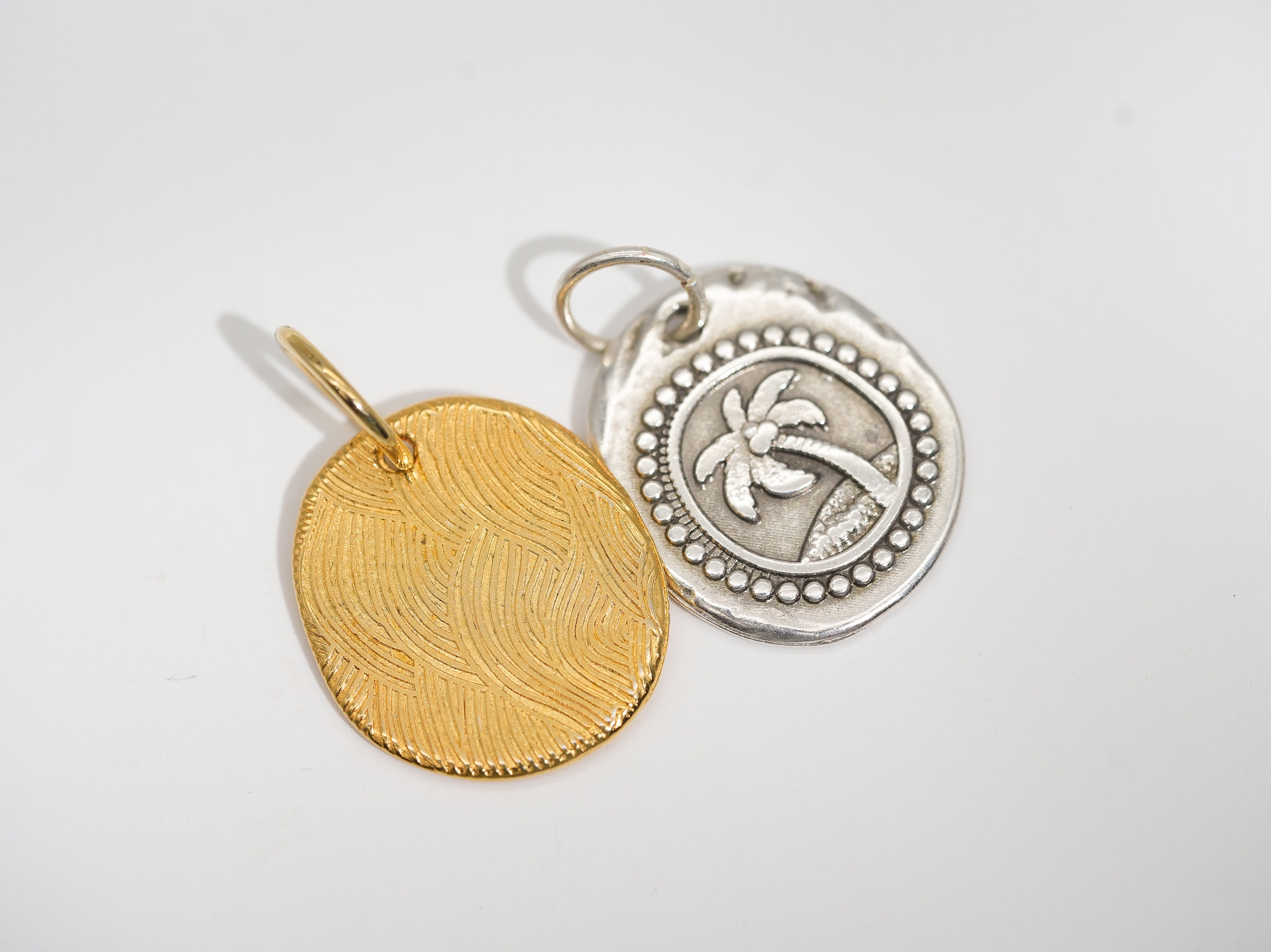 SchauTime Amulett M, Palme