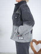 ausgefallene Jeans Jacke mit großem Motiv, zweifarbig