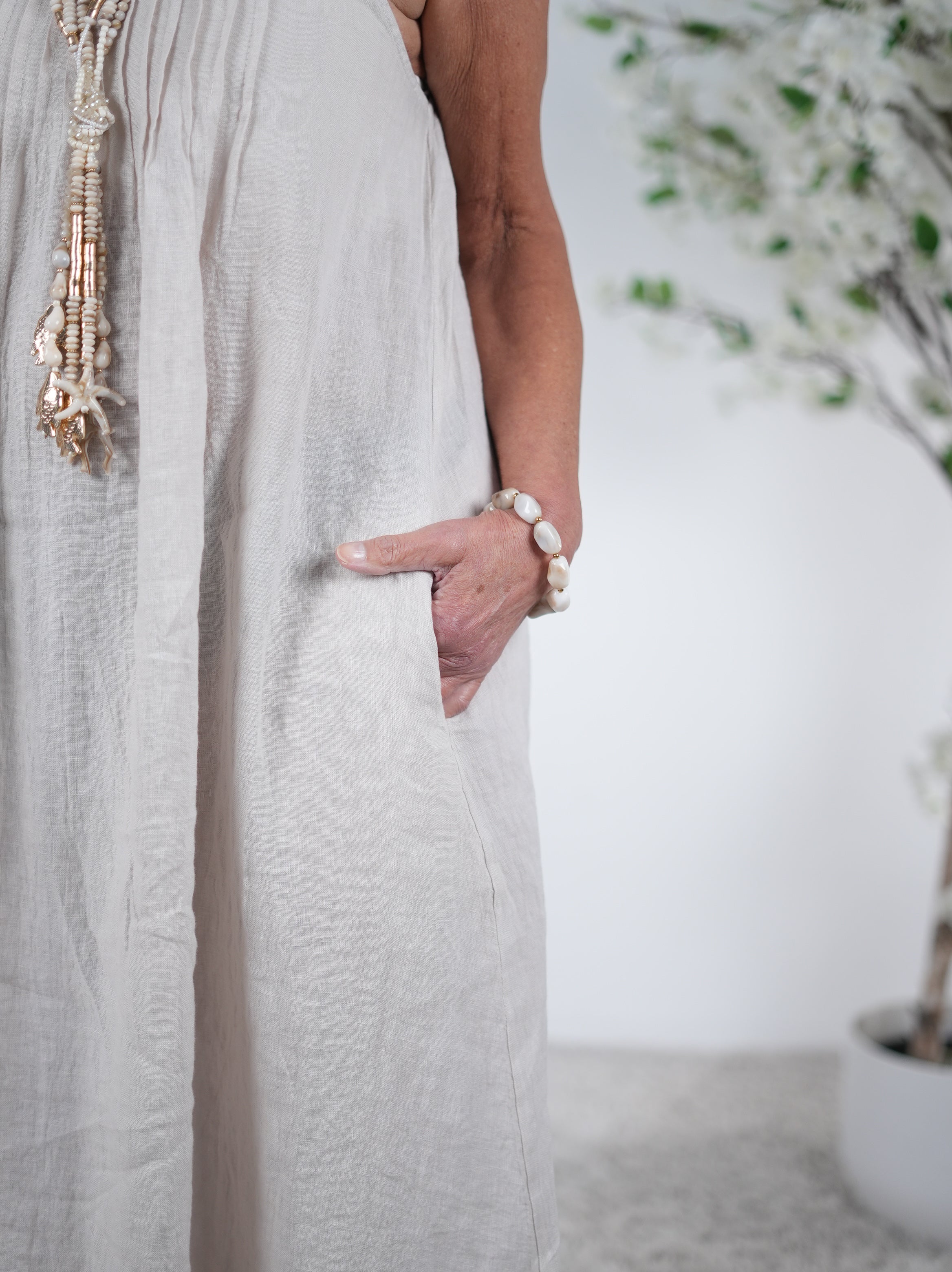 Leinen Kleid mit breiten Trägern