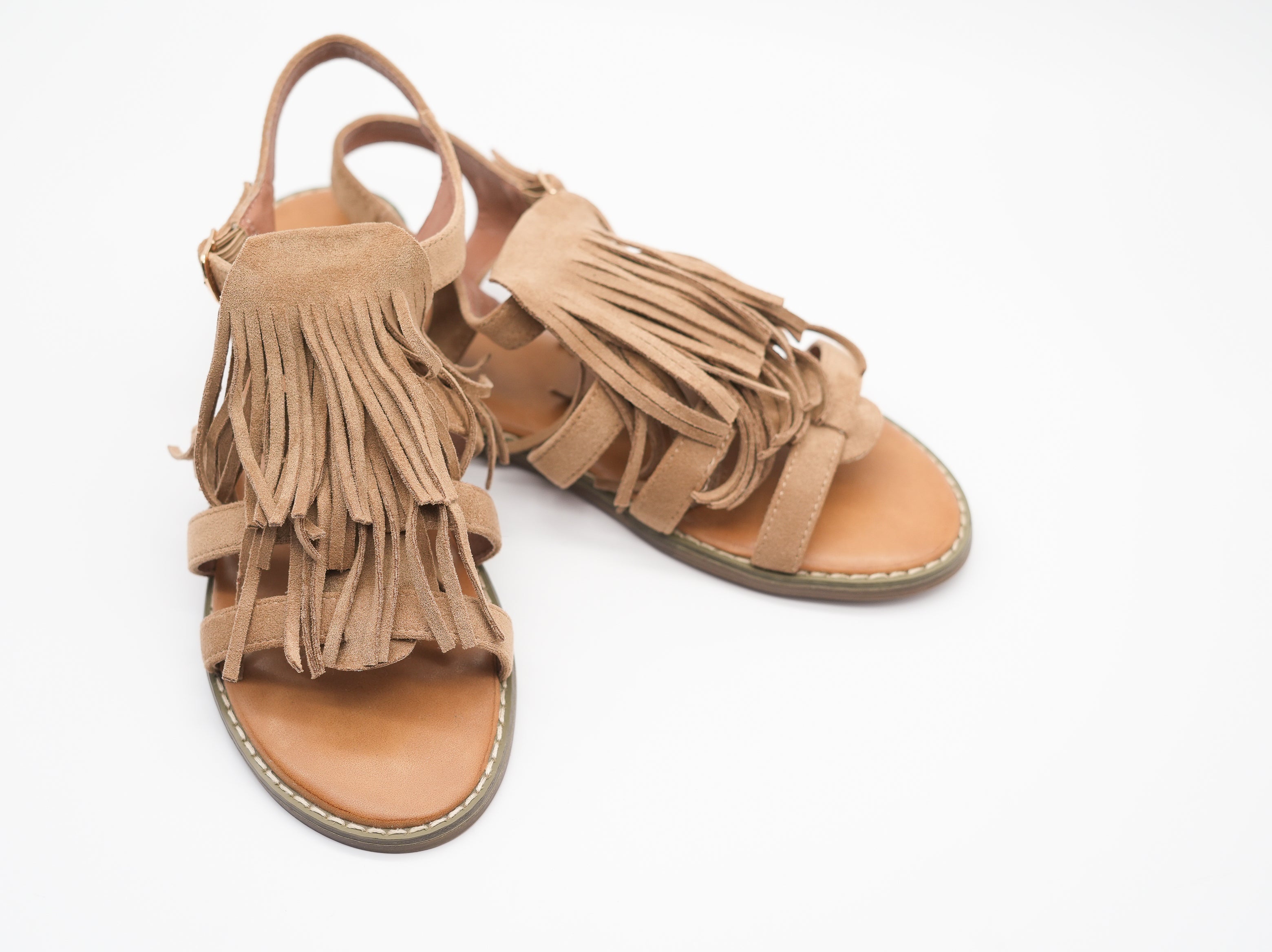Sandalen mit Fransen