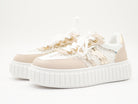 Sneaker mit Details aus Spitze