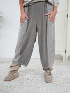 Culotte Hose mit großen Eingriffstaschen und Gummizug Dunkles Taupe