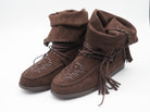 Boots mit Schnürung