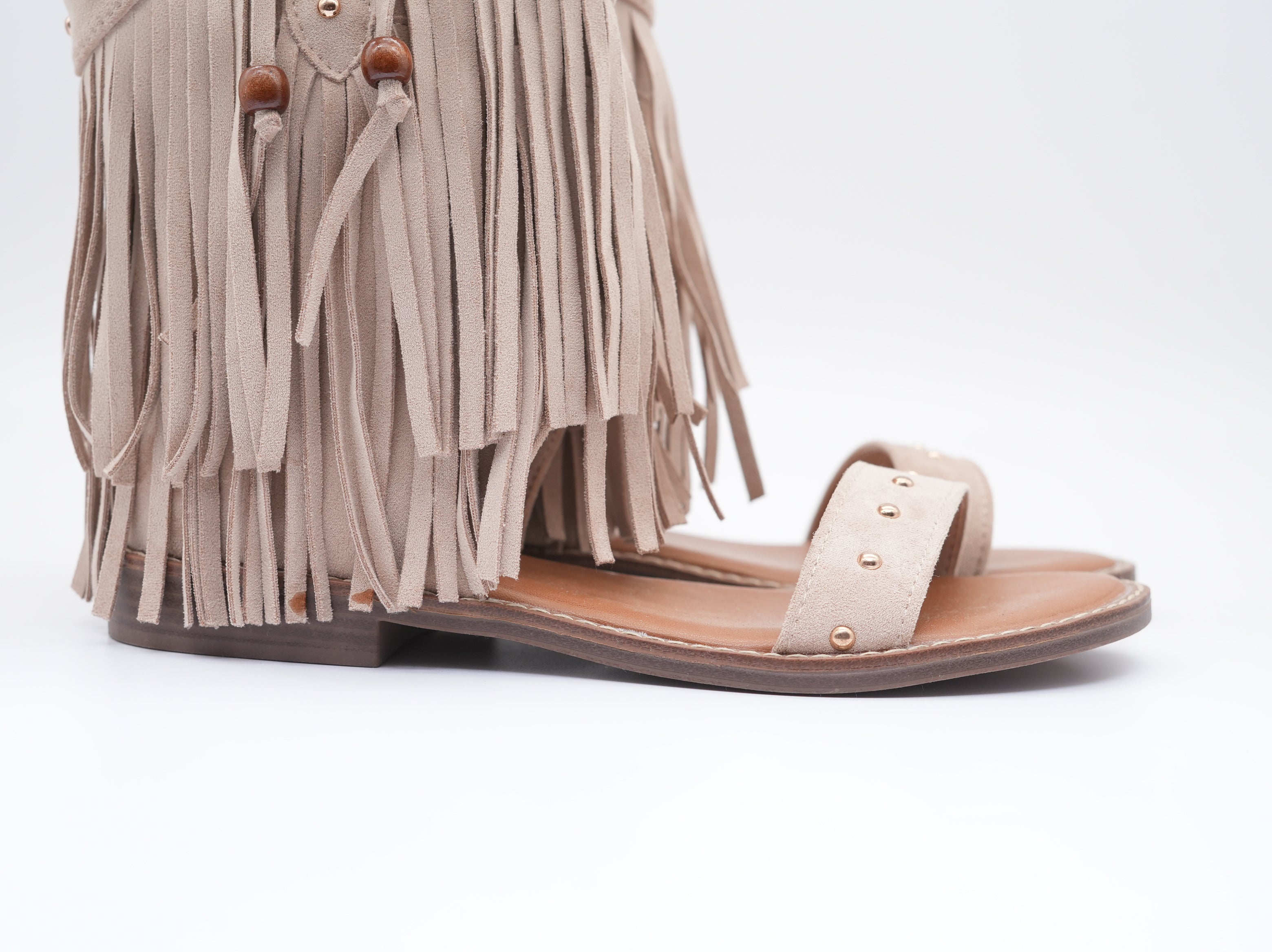 Sandalen mit Fransen