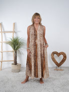 Leichtes Kleid im Mustermix