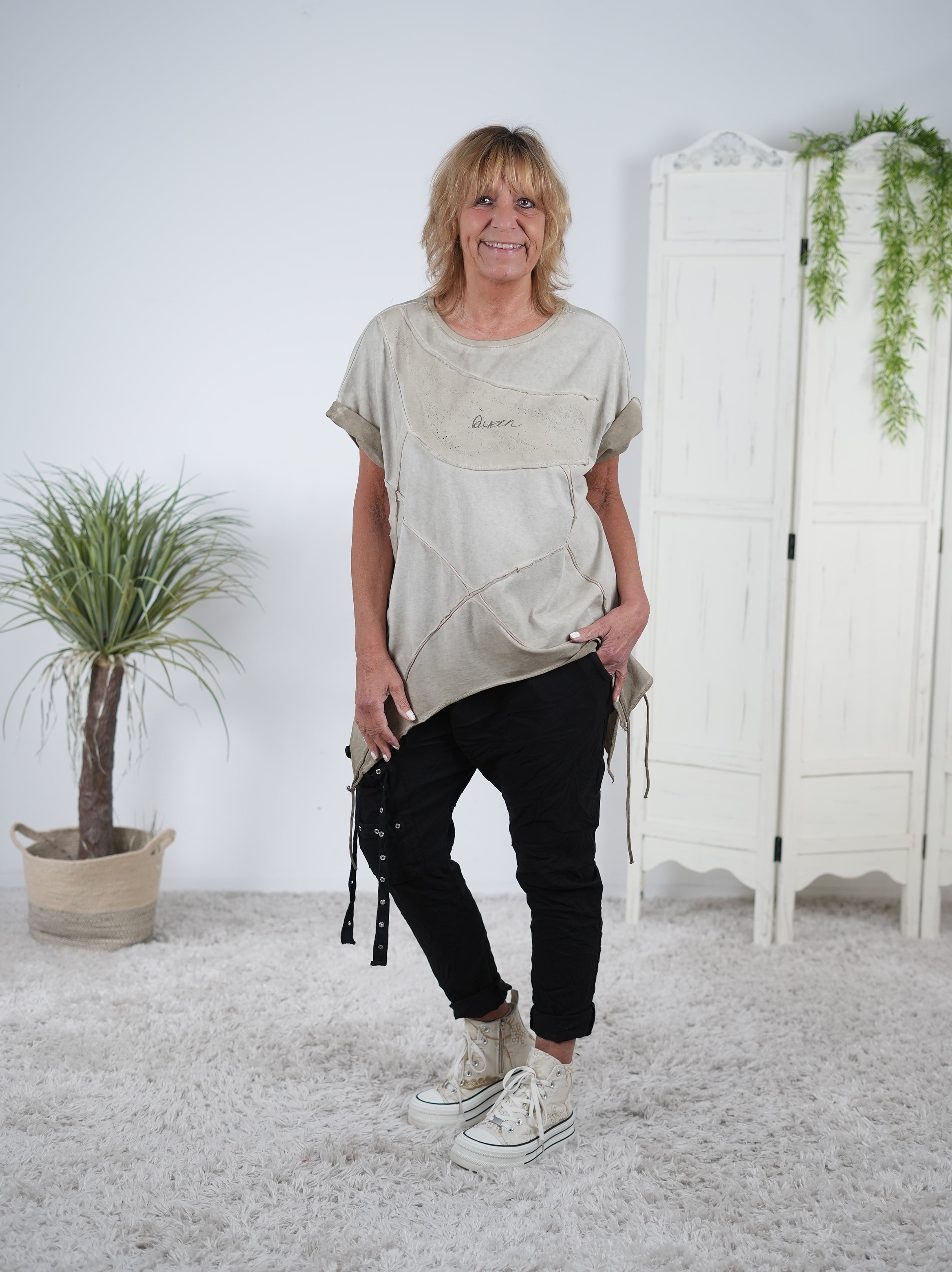 asymmetrisch geschnittenes oversize Shirt, Naturton