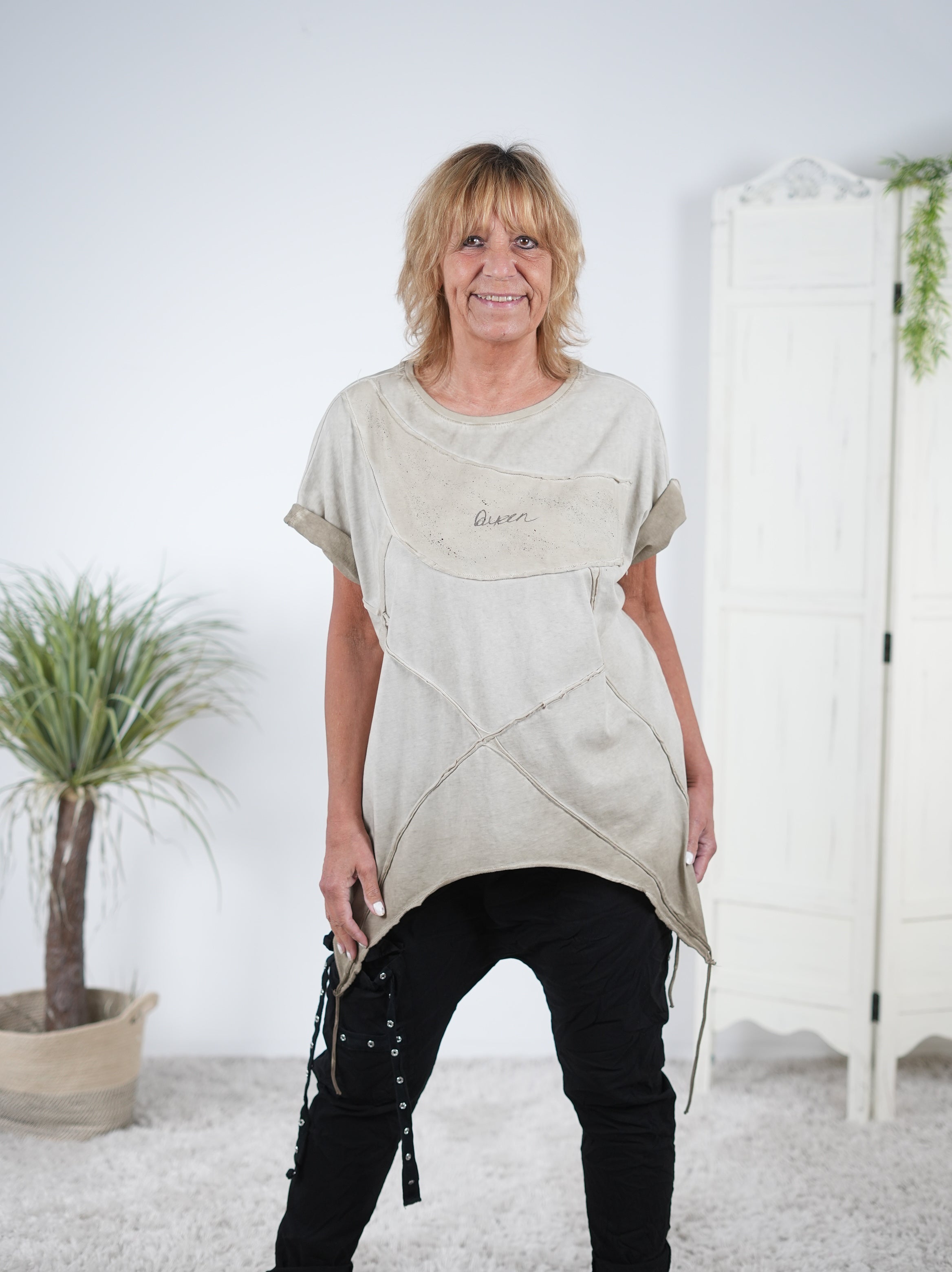 asymmetrisch geschnittenes oversize Shirt, Naturton
