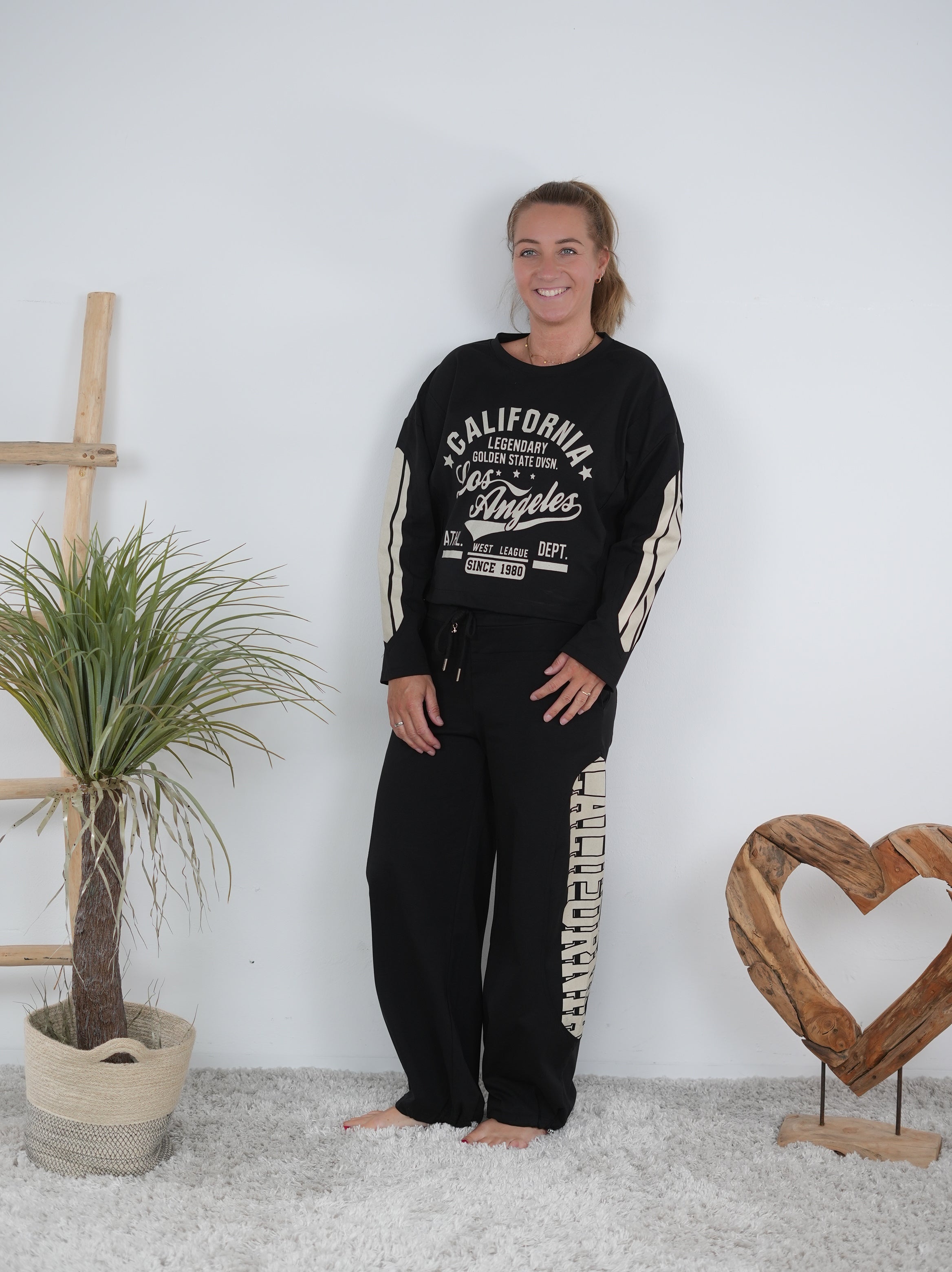 Ausgefallener 2-Teiler mit Hingucker Print Schwarz