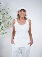 Basic Top mit Nieten verziert One Size (ca Gr. 40-44) Weiß