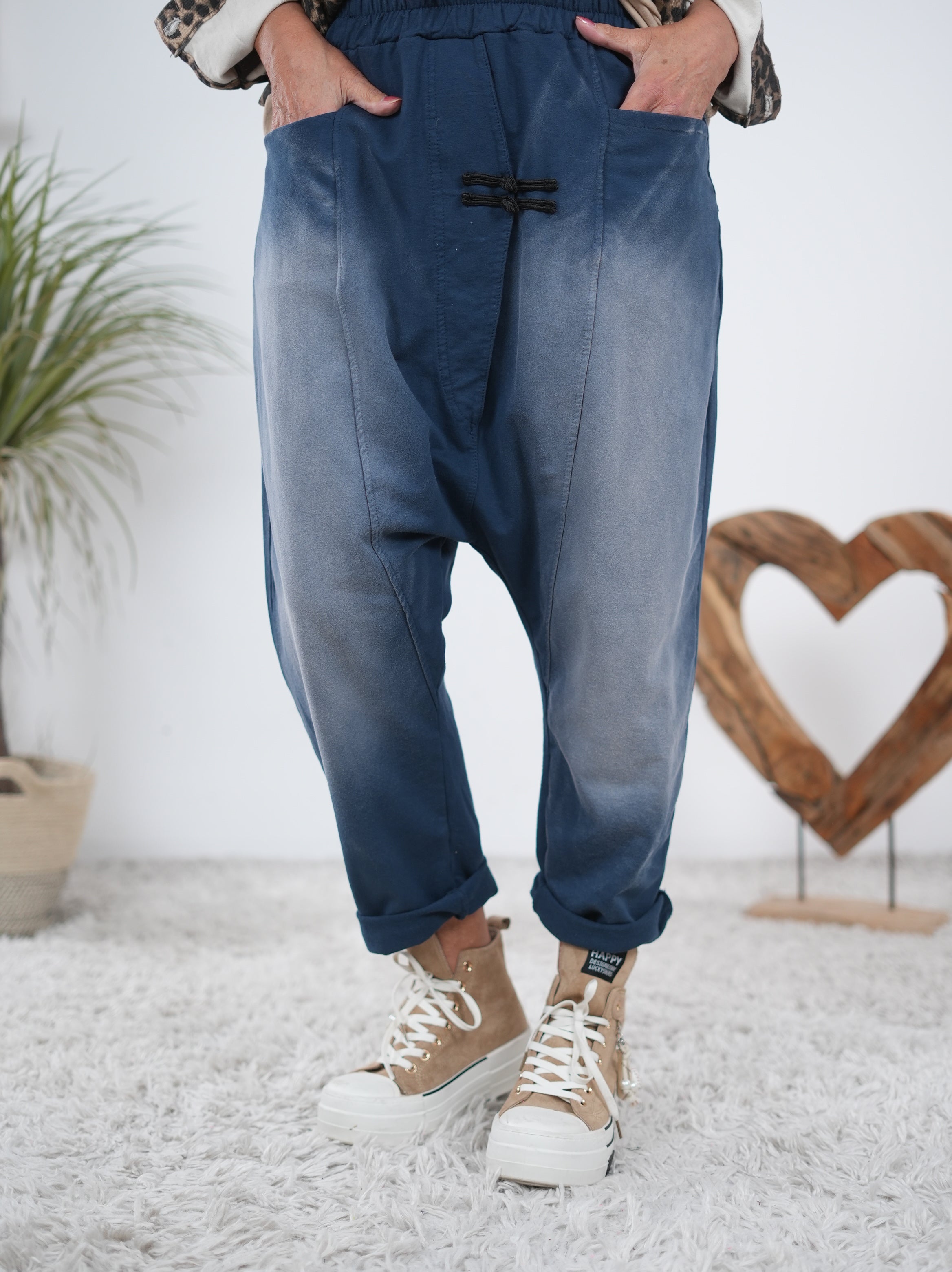 Baumwoll-Baggy mit auffälliger Waschung Blau