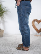 Blue Jeans mit Gummibund und Eingriffstaschen