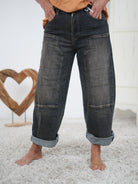 Bottle Jeans mit hellen Akzenten