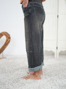 Bottle Jeans mit hellen Akzenten