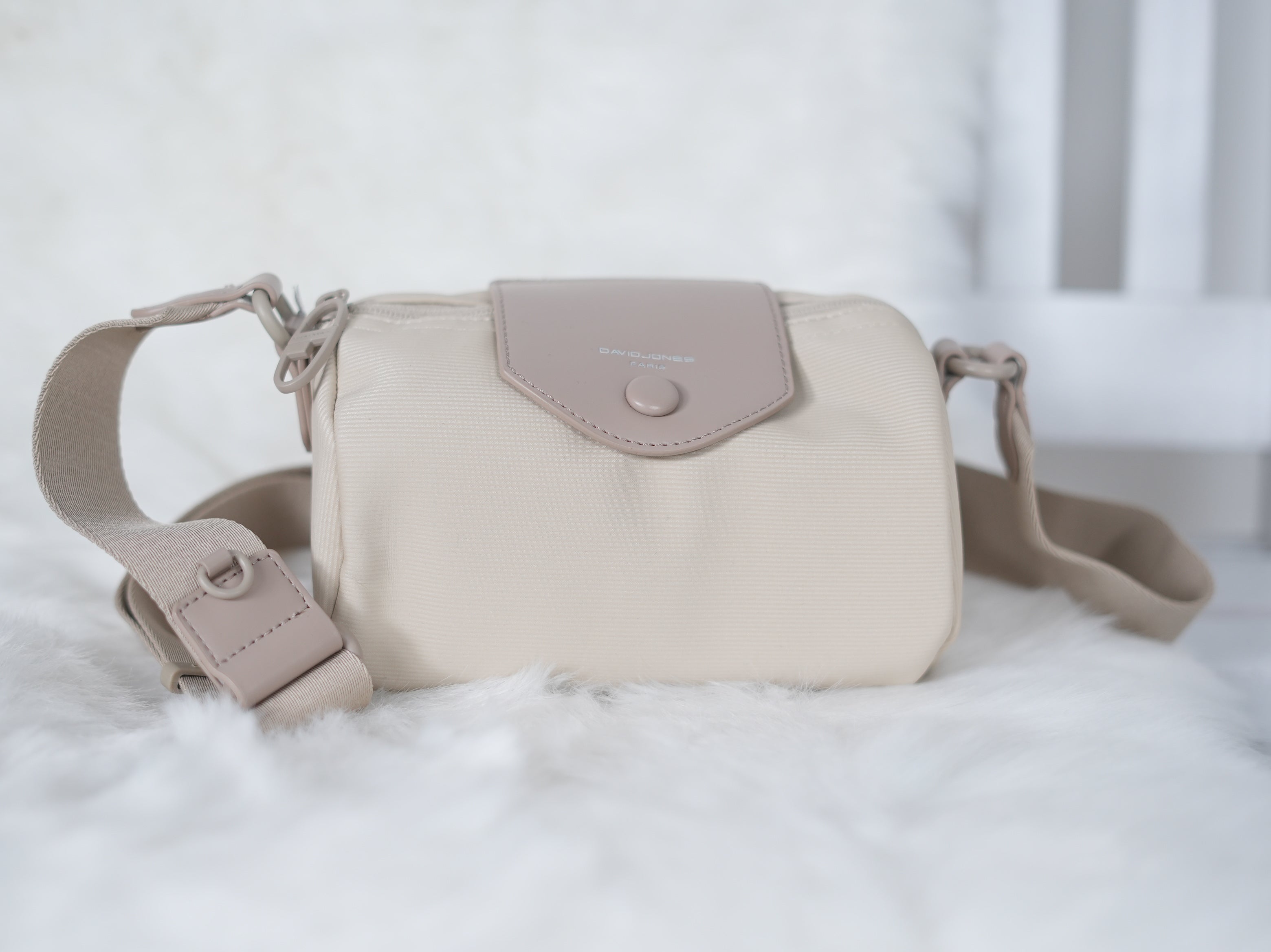 Crossbag von David Jones Beige