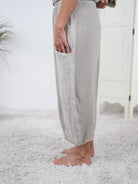 Culotte Hose mit großen Eingriffstaschen und Gummizug