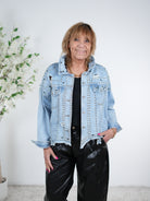 Jeans Jacke mit Nieten verziert L XL (ca Größe 40-44) Jeansblau
