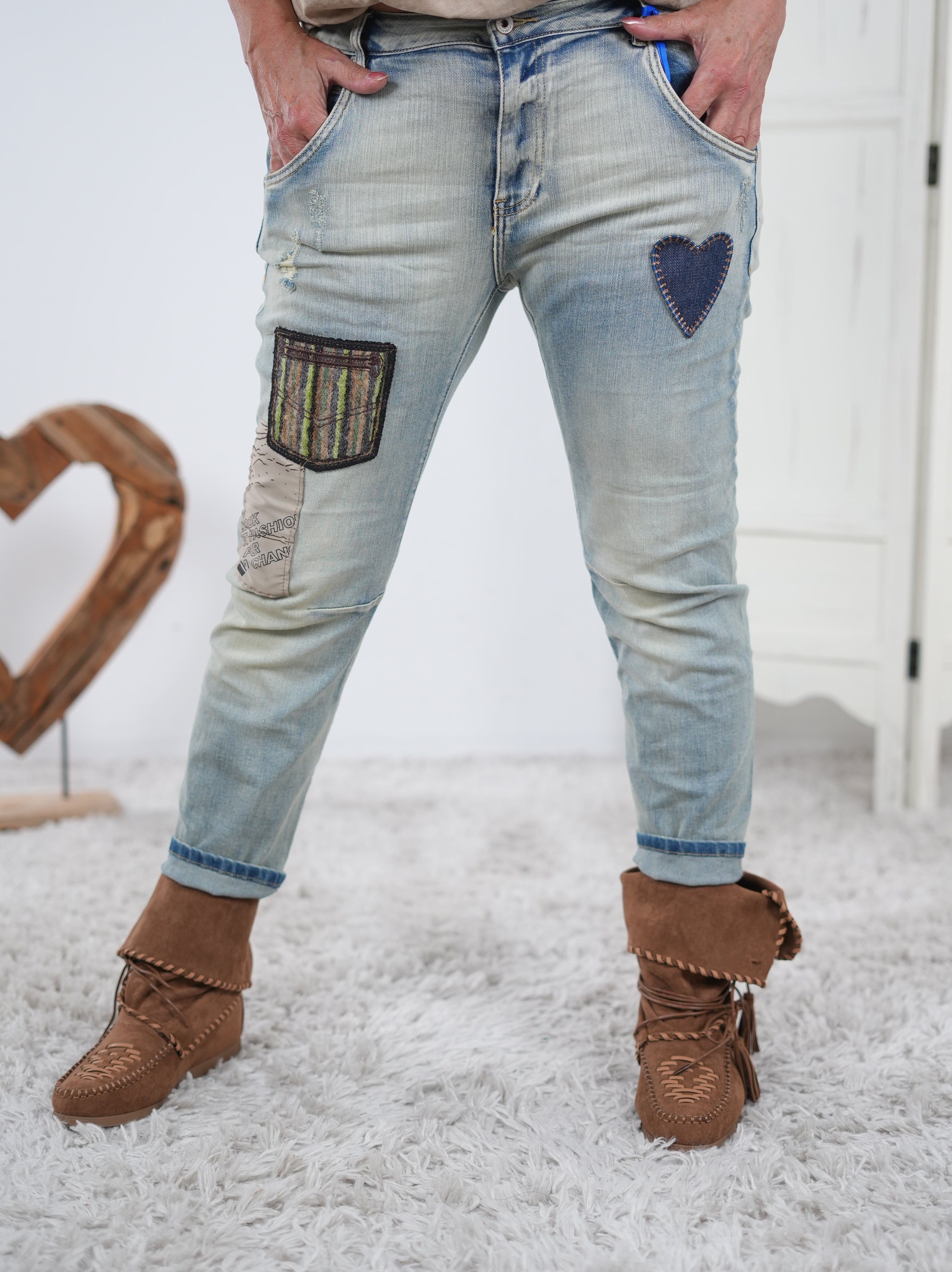 Jeans mit süßem Patch