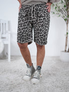 Joggy im Leo Look mit Nieten verziert