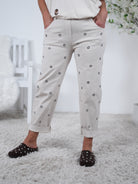 Lässige Jogpant mit Nieten verziert Beige