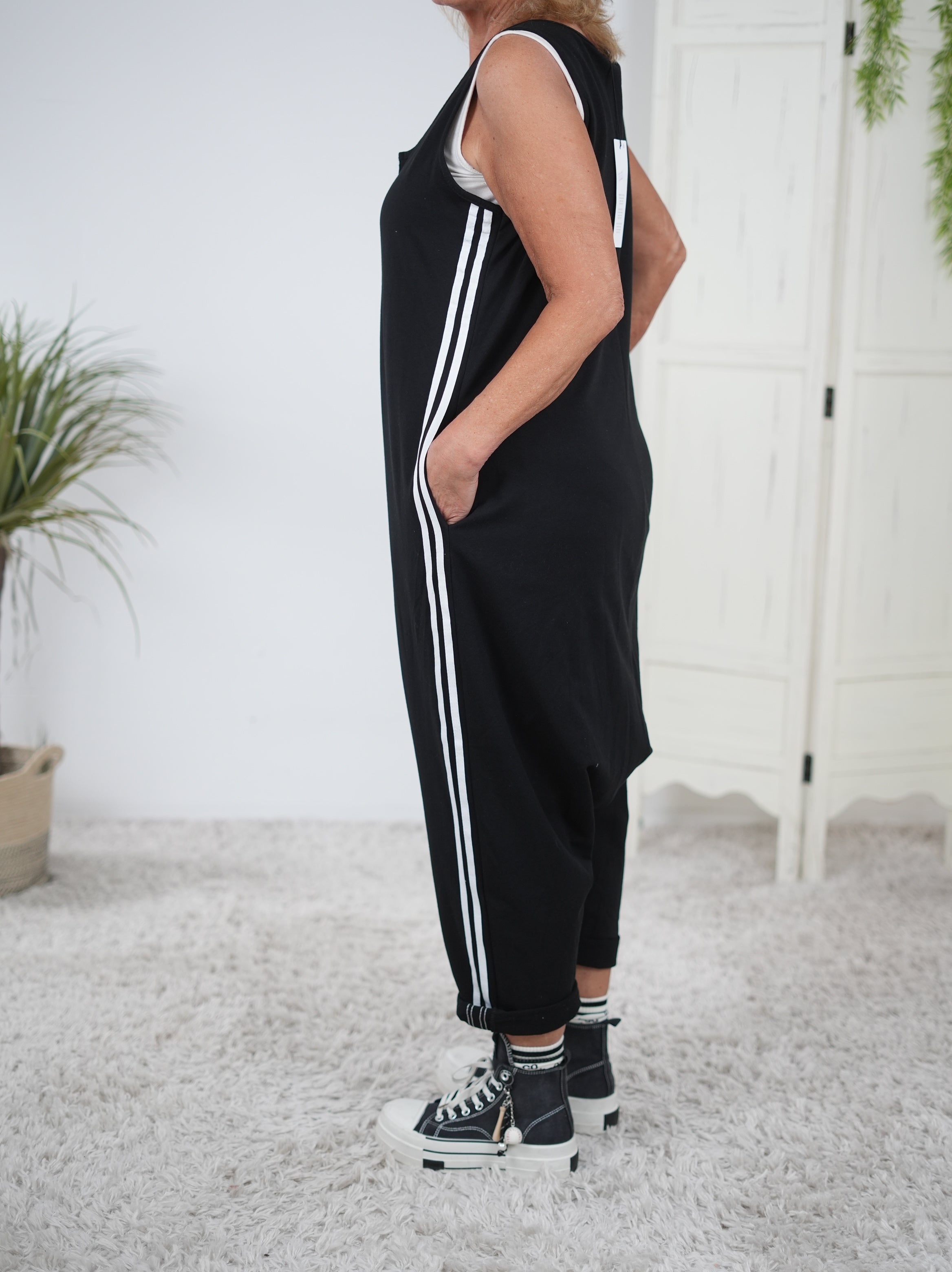 lässiger Jumper mit seitlichen Streifen