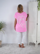lässiges Shirt mit Smile Schriftzug in Strasssteinen Neon Pink