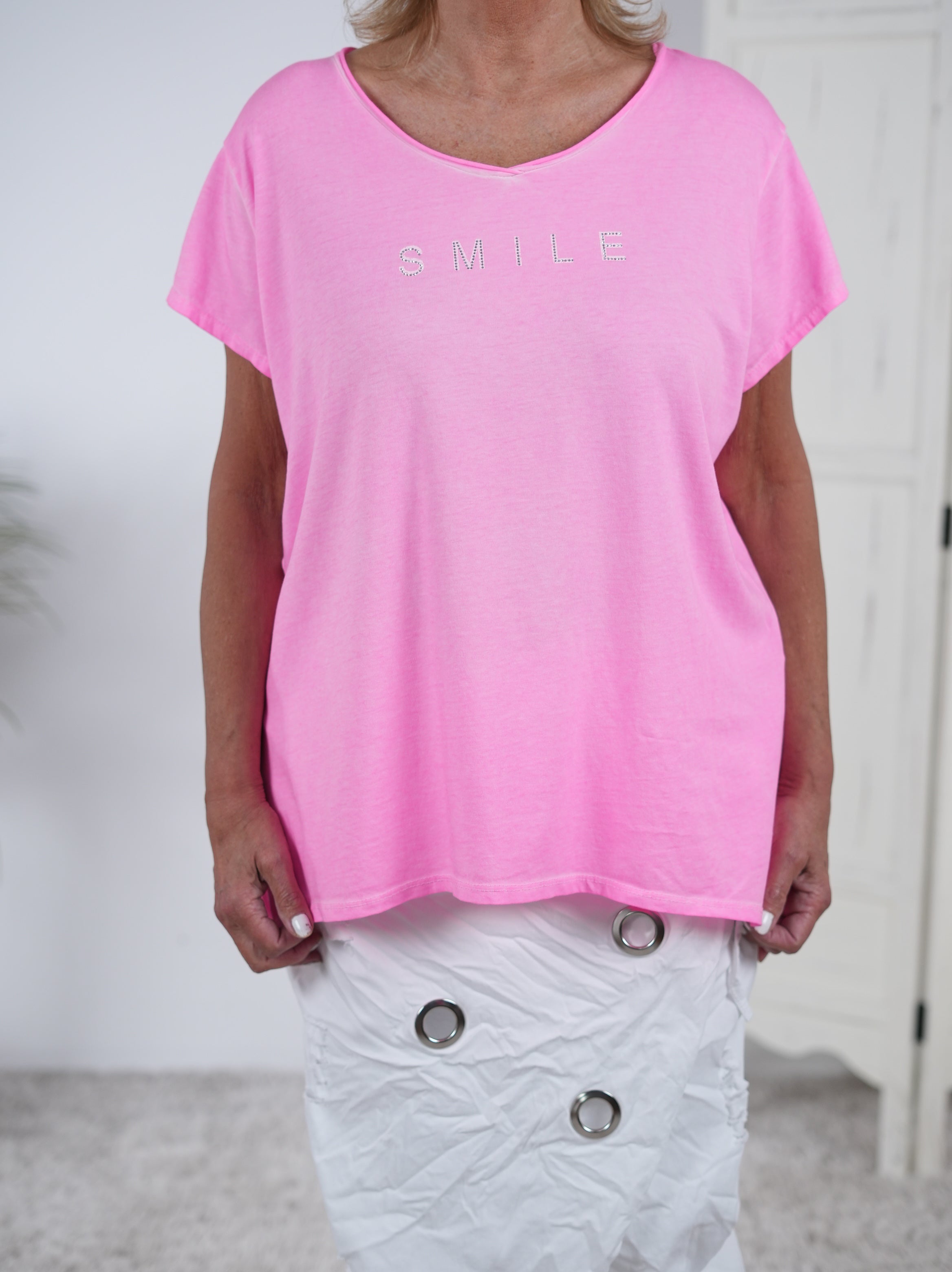 lässiges Shirt mit Smile Schriftzug in Strasssteinen