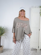 leichter oversize Poncho mit Schriftzug